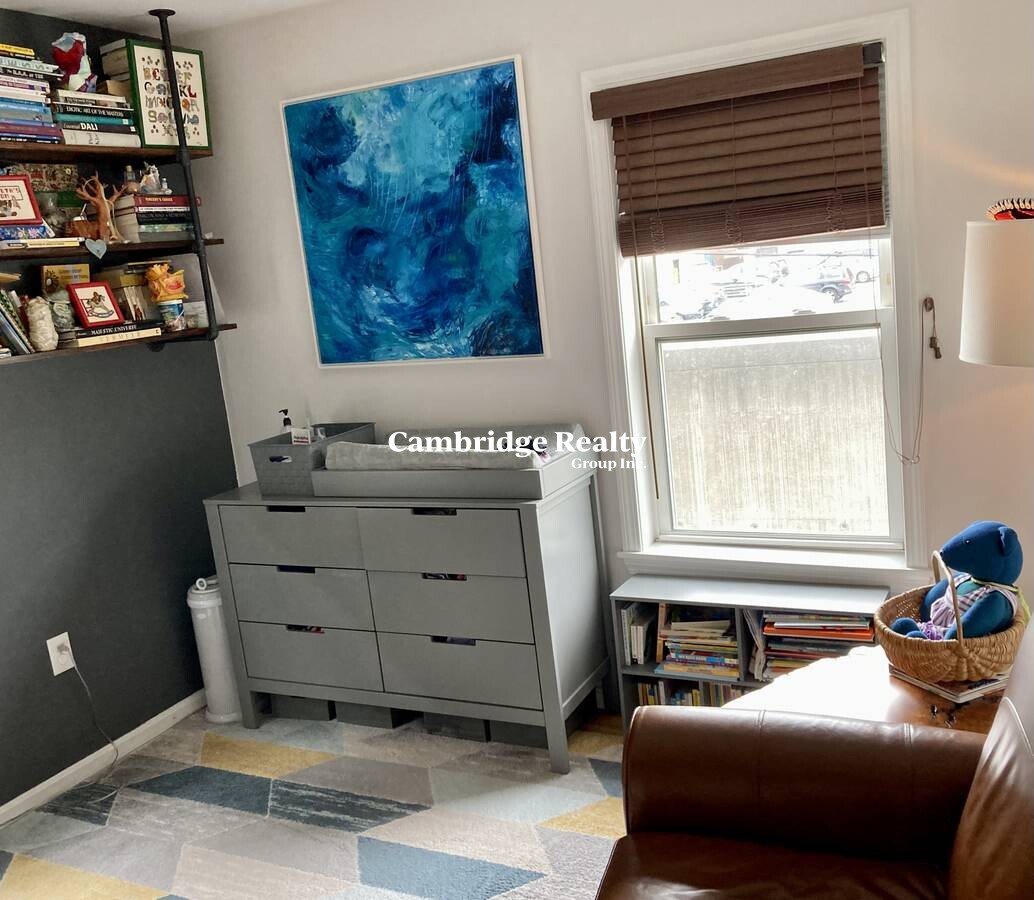 37 Homer Ave, West Cambridge