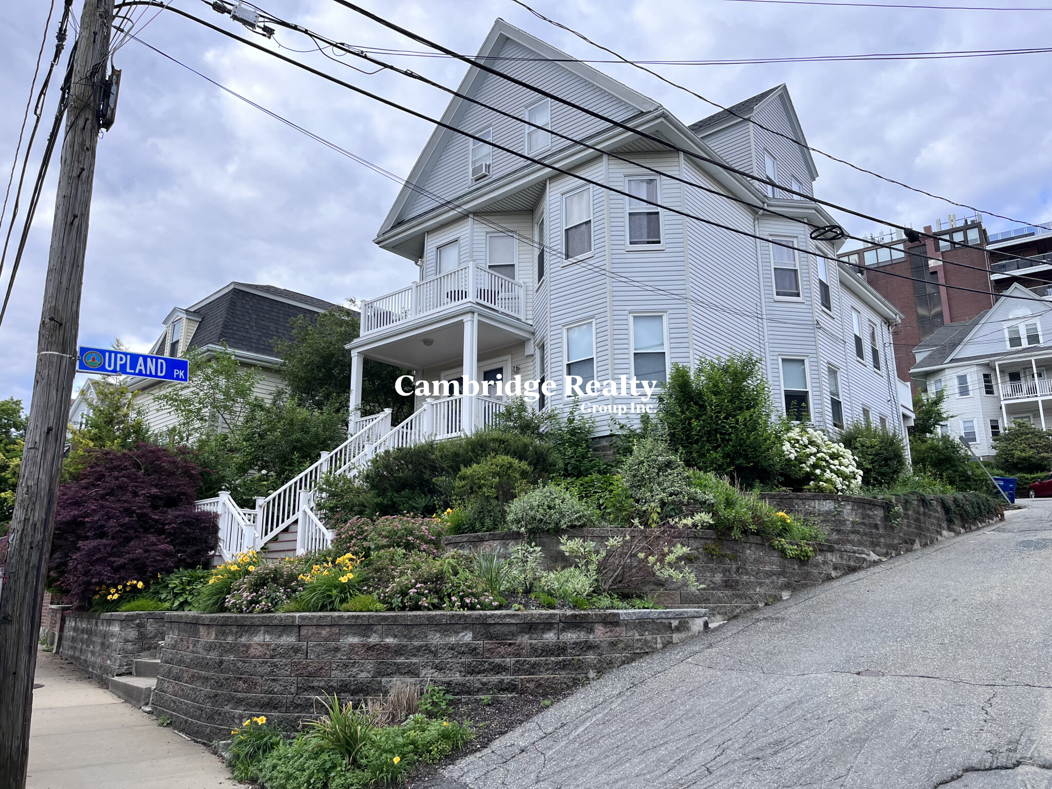 55 Main St, Magoun Square