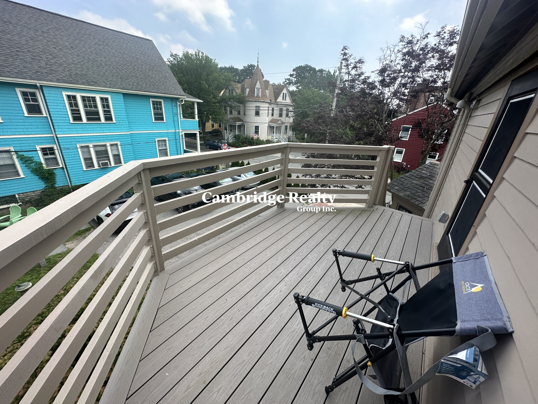 27 Meacham Rd, North Cambridge