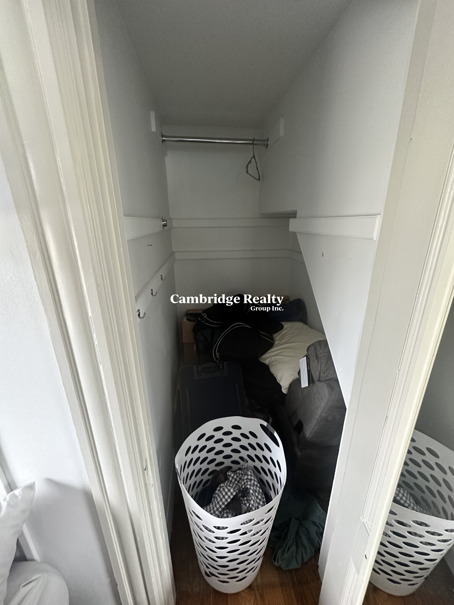 27 Meacham Rd, North Cambridge