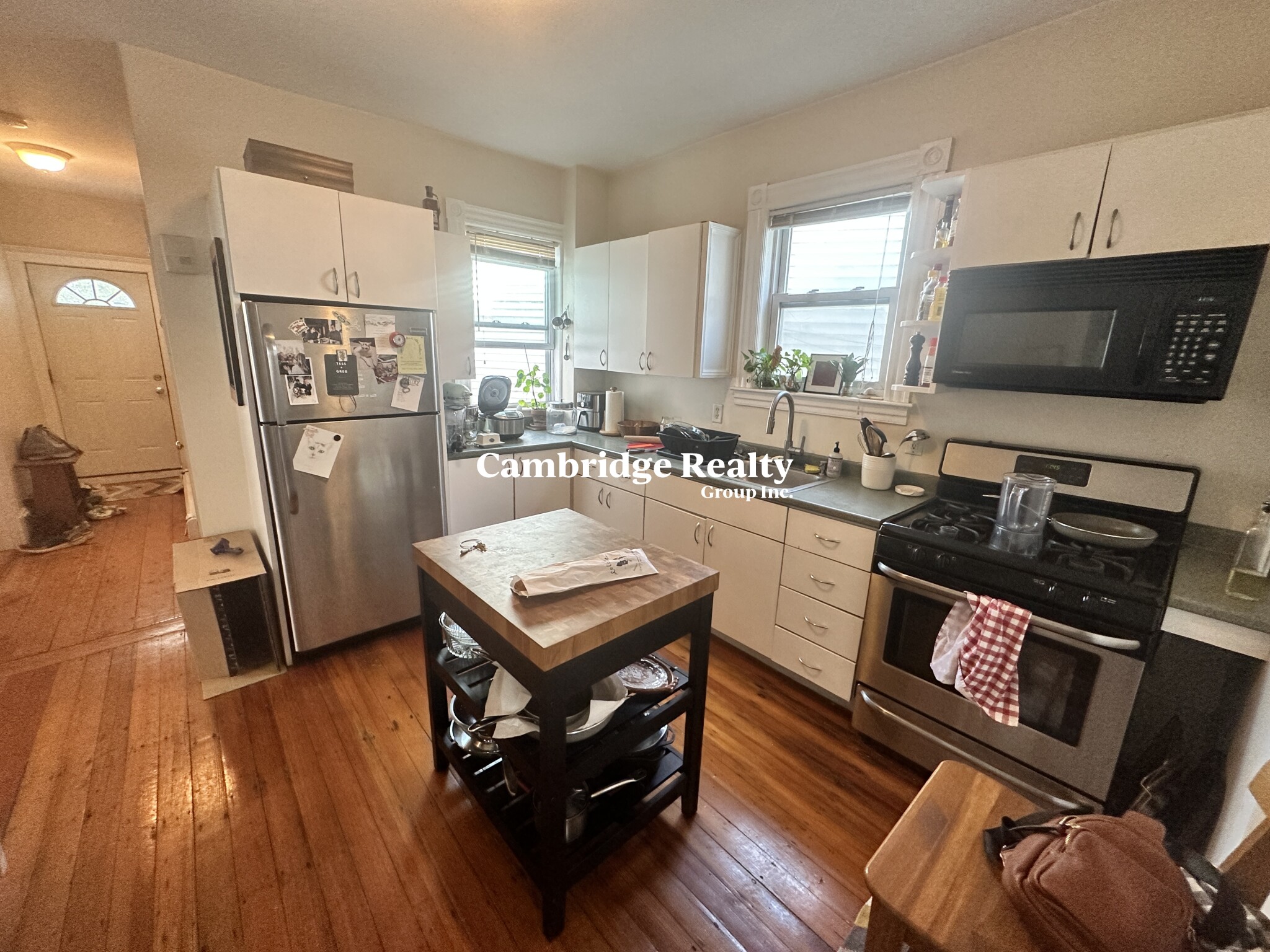 515 Medford St, Magoun Square