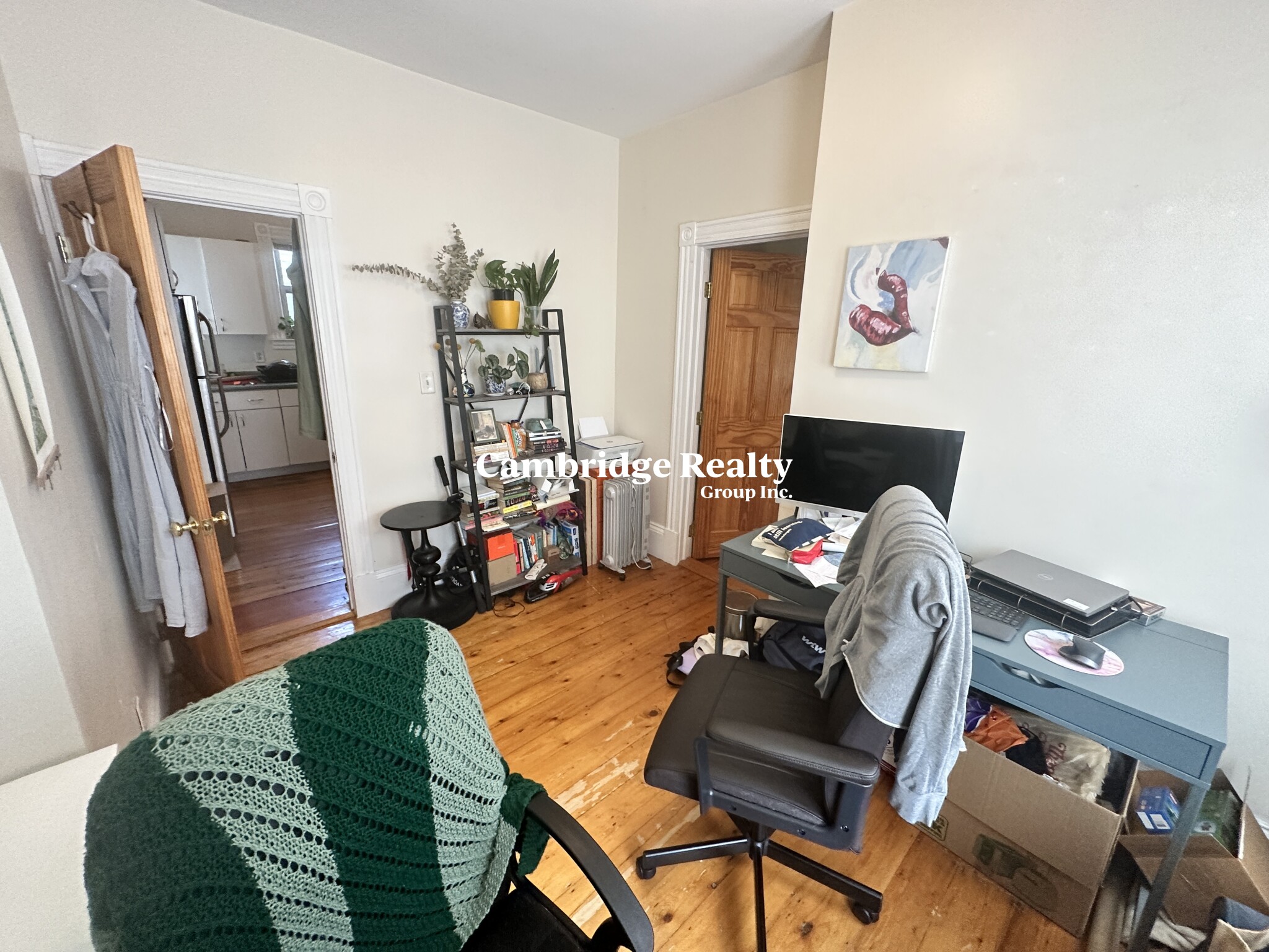 515 Medford St, Magoun Square