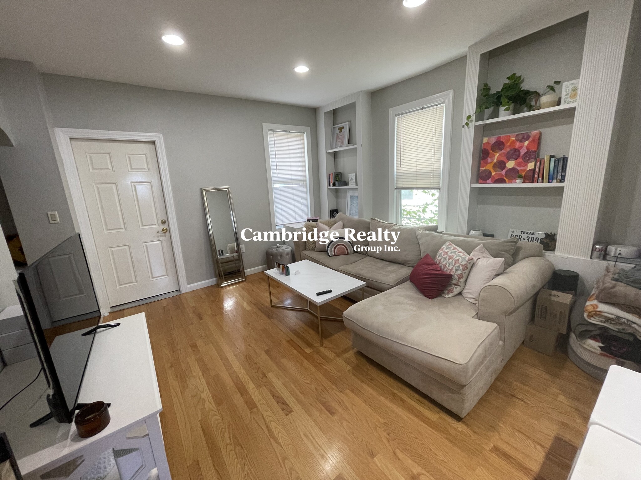 9 Stickney Ave, Winter Hill