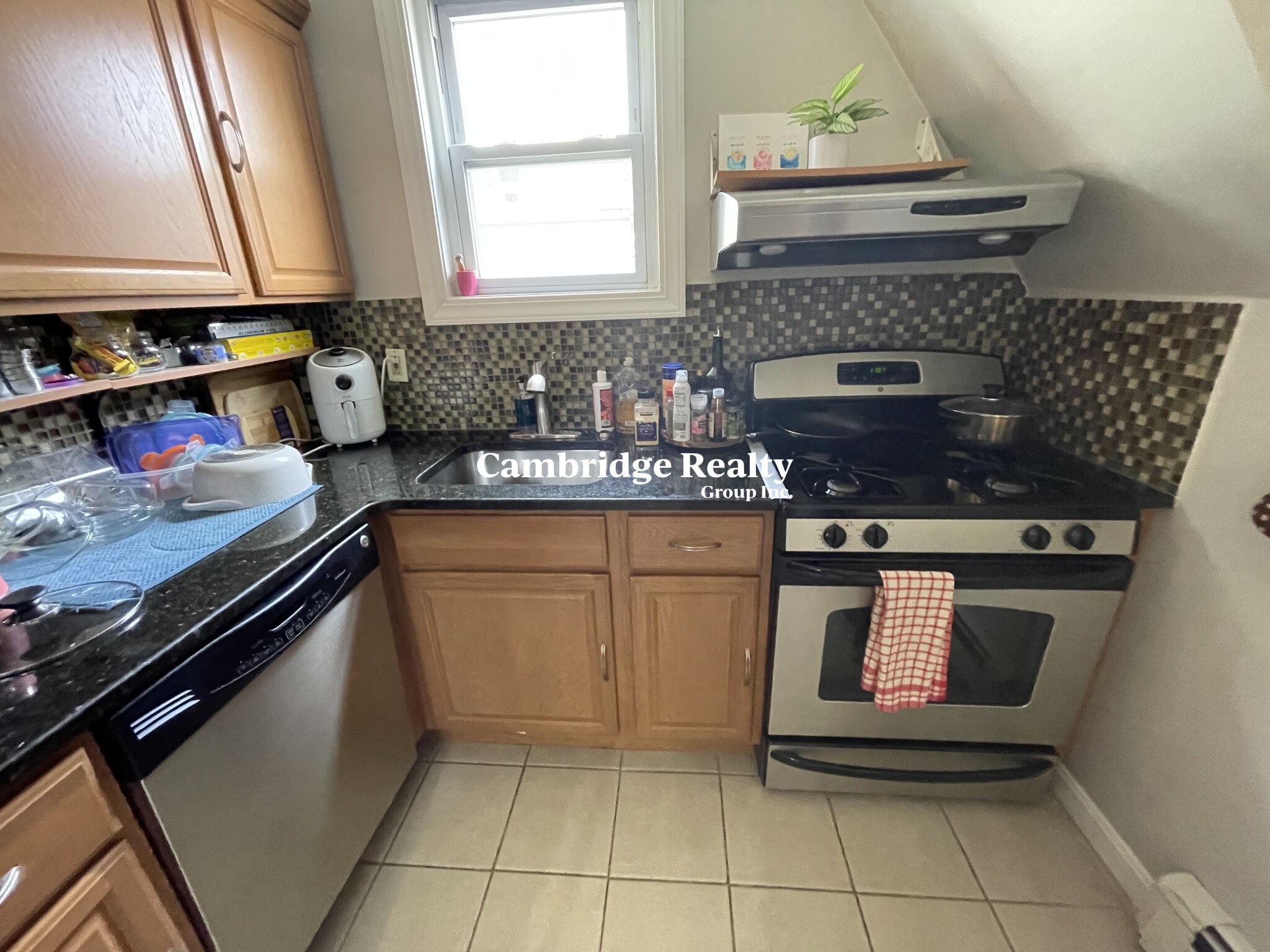 9 Stickney Ave, Winter Hill