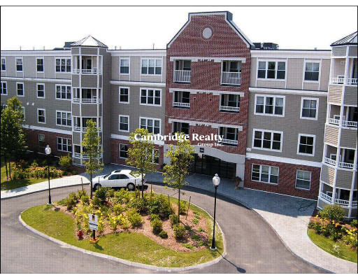 320 Rindge Ave, North Cambridge