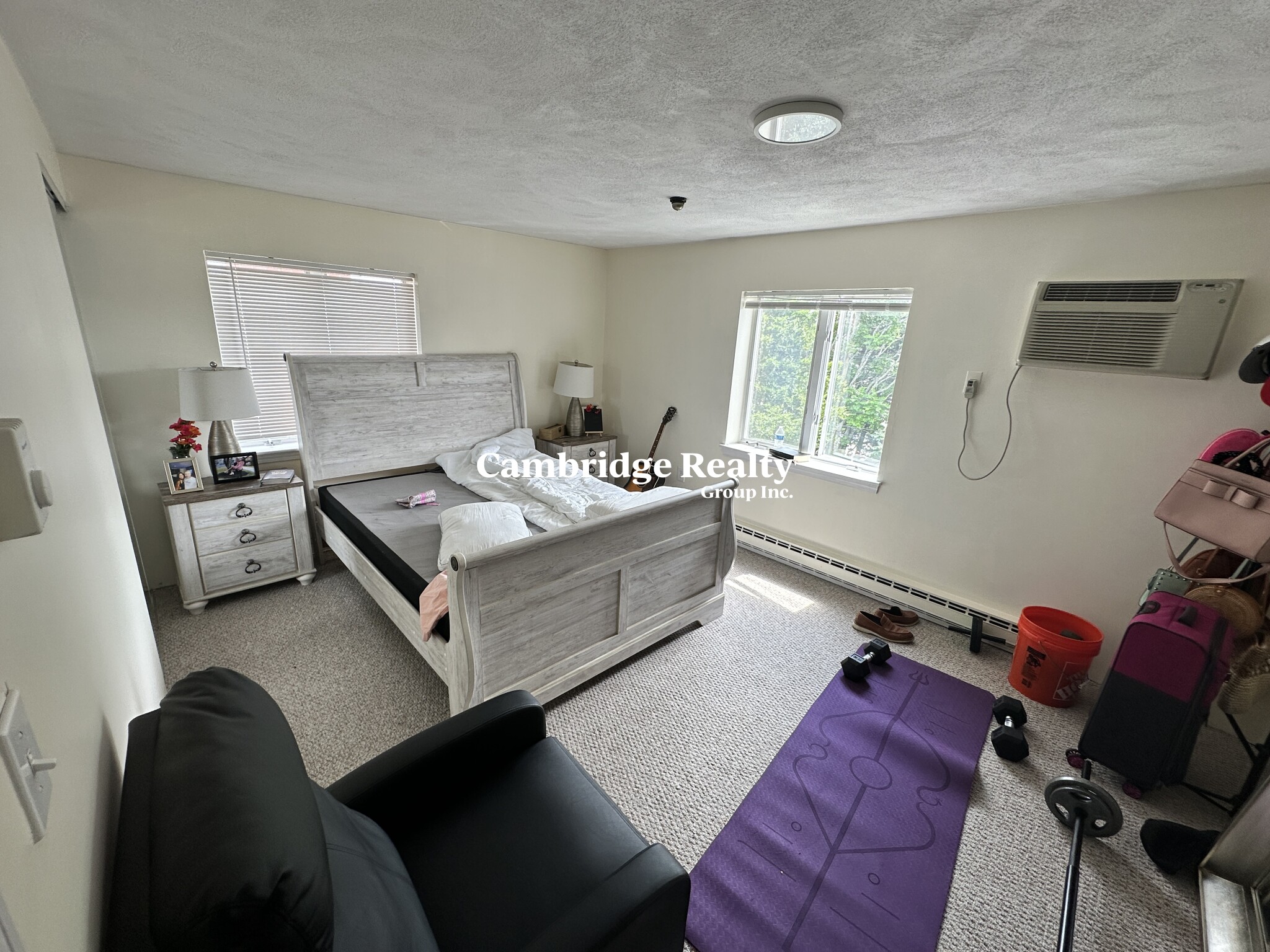 33 Lodgen Ct, Malden