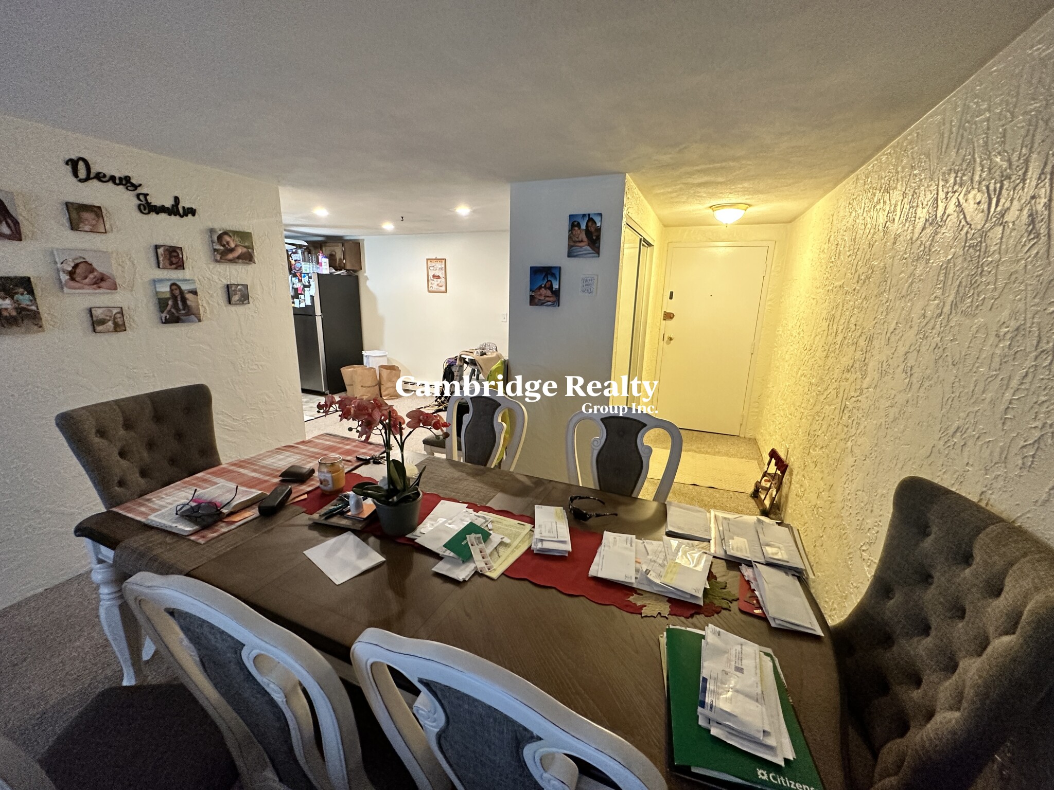 33 Lodgen Ct, Malden