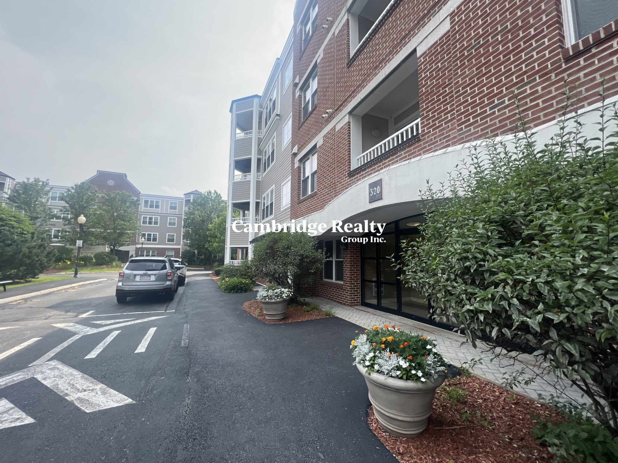 320 Rindge Ave, North Cambridge