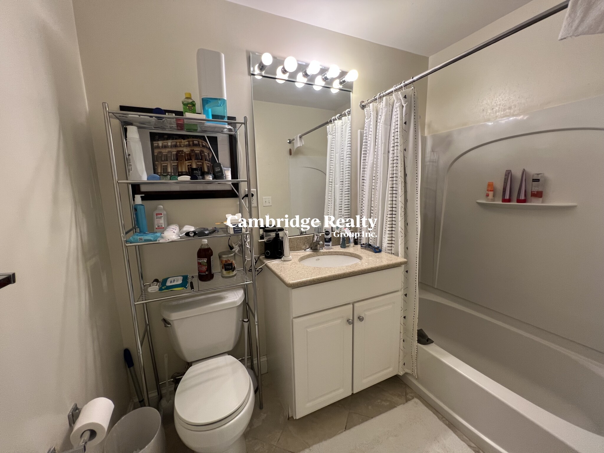 320 Rindge Ave, North Cambridge