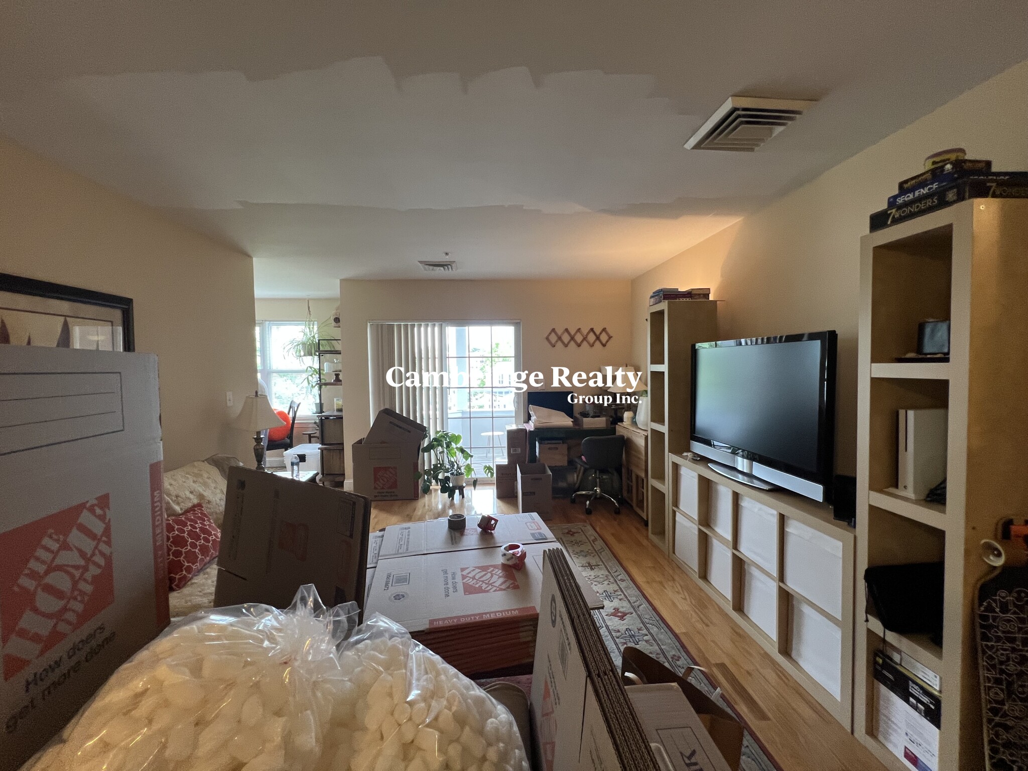 320 Rindge Ave, North Cambridge