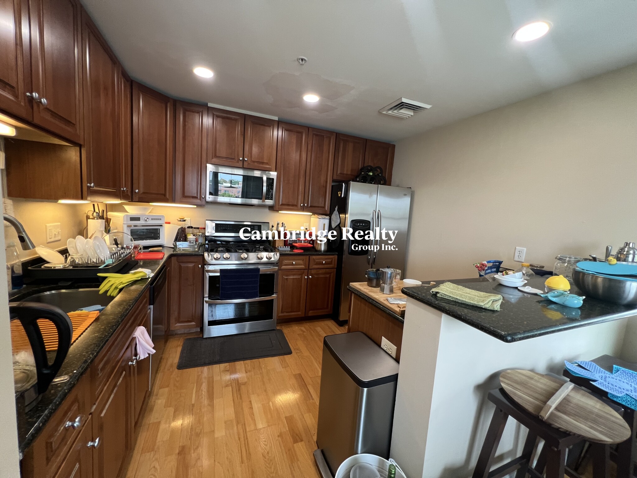 320 Rindge Ave, North Cambridge