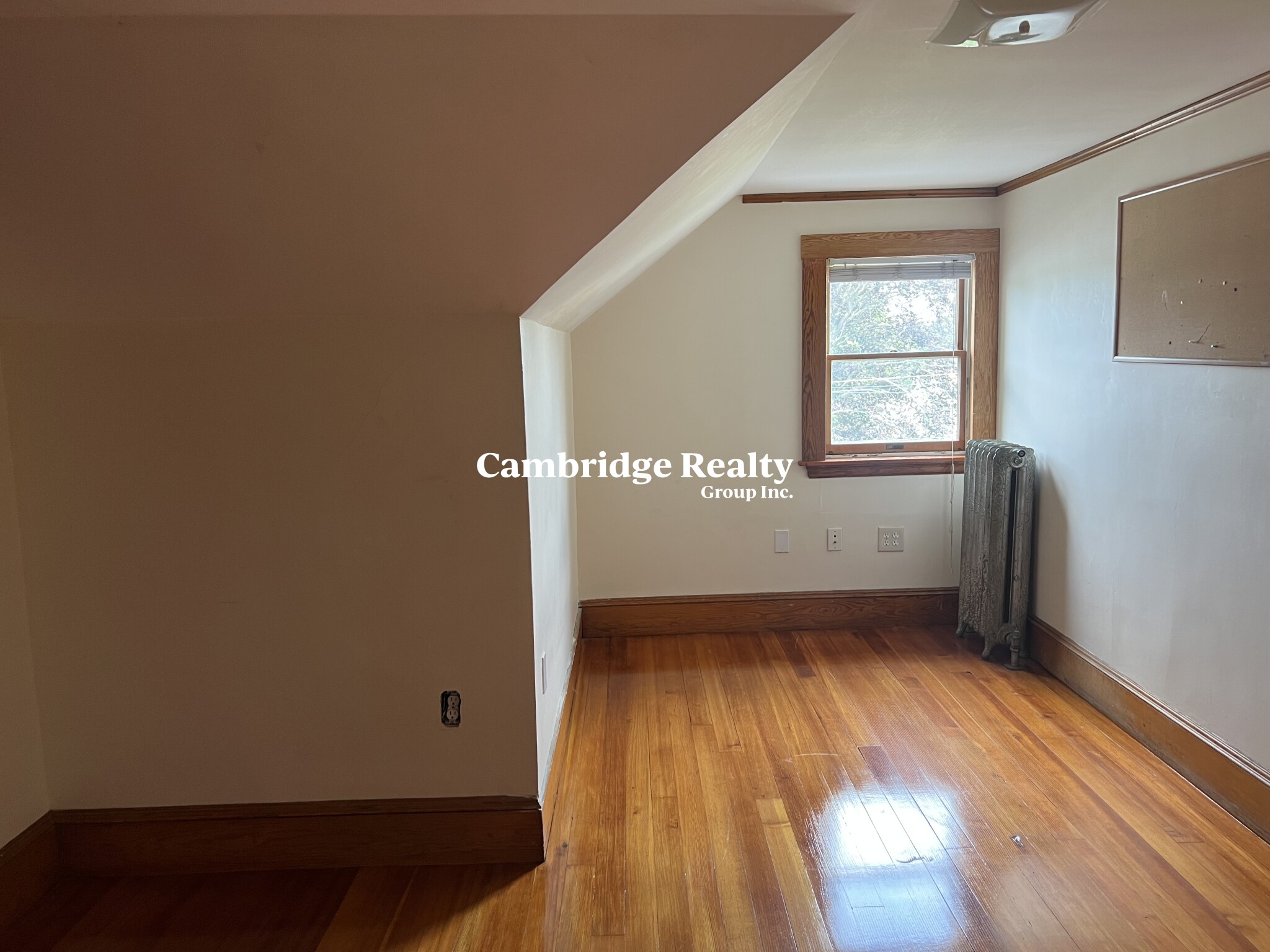 52 Woburn St, Medford