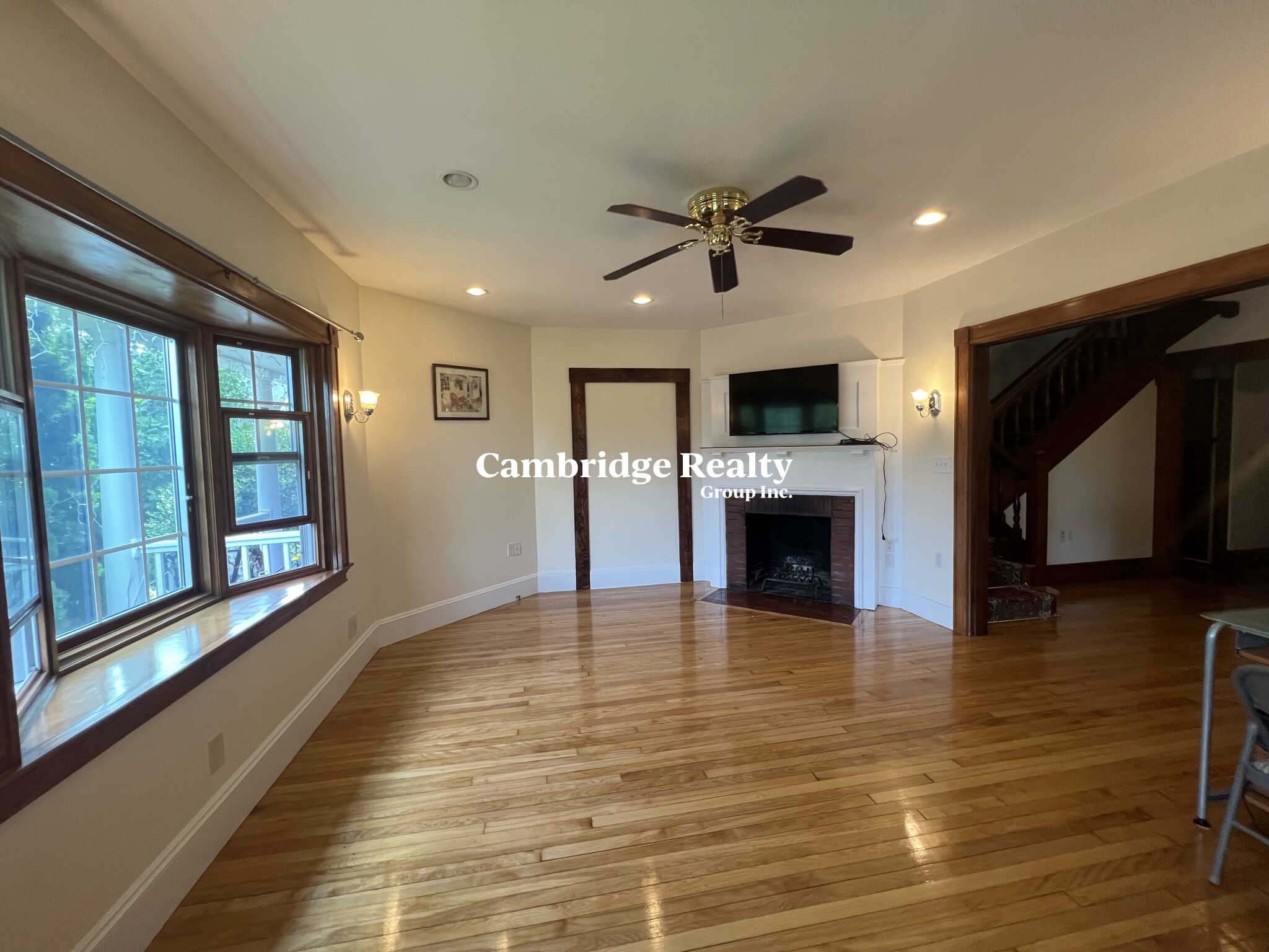 52 Woburn St, Medford