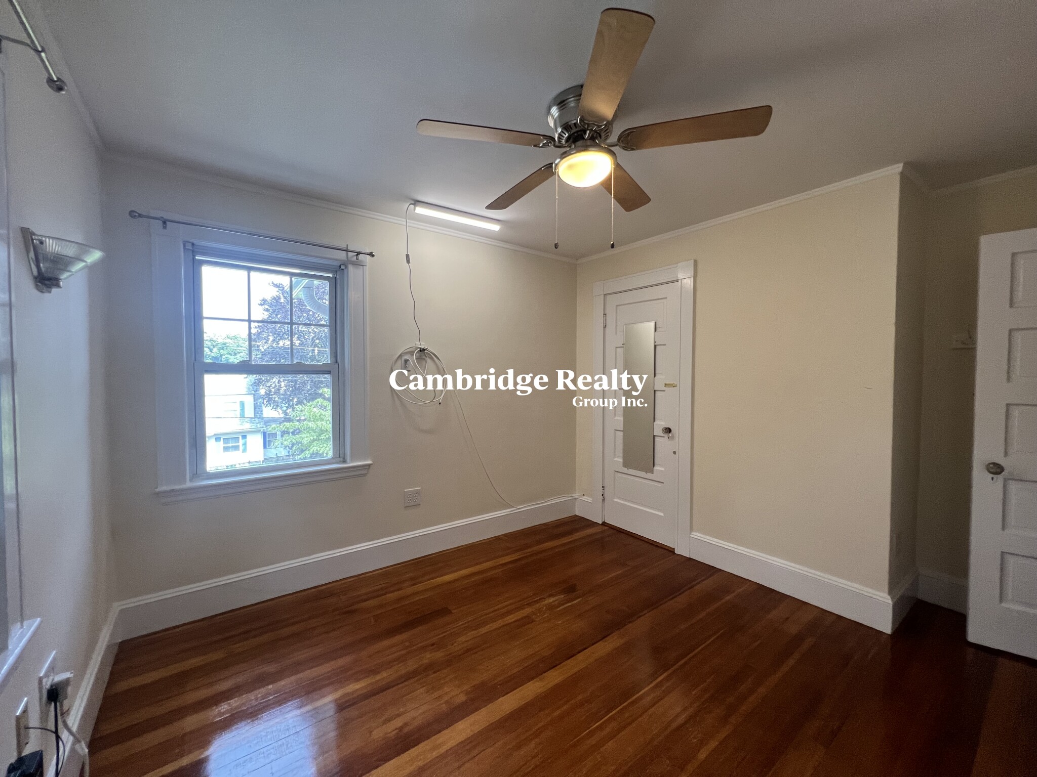 52 Woburn St, Medford