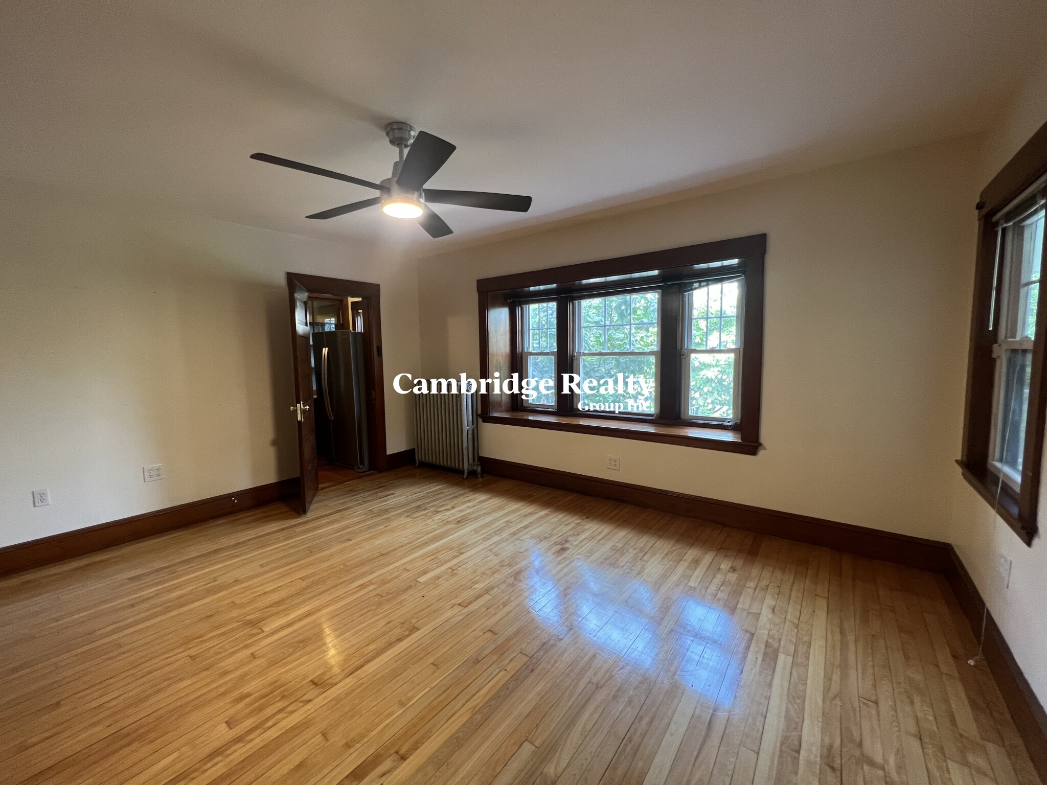 52 Woburn St, Medford