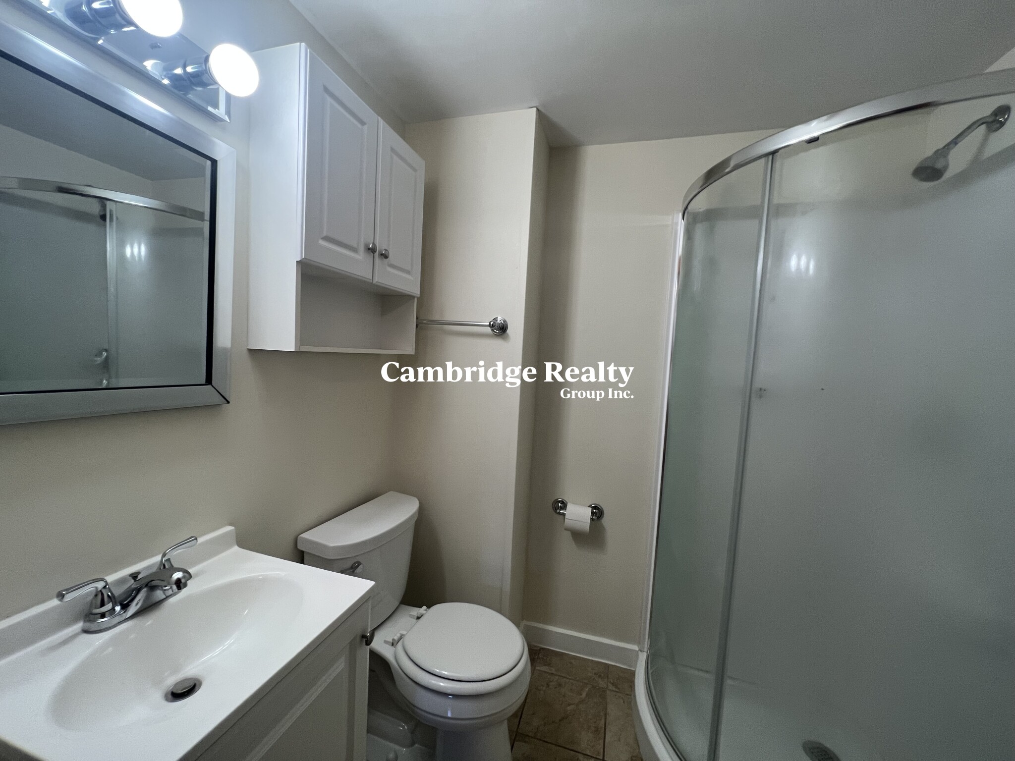 52 Woburn St, Medford