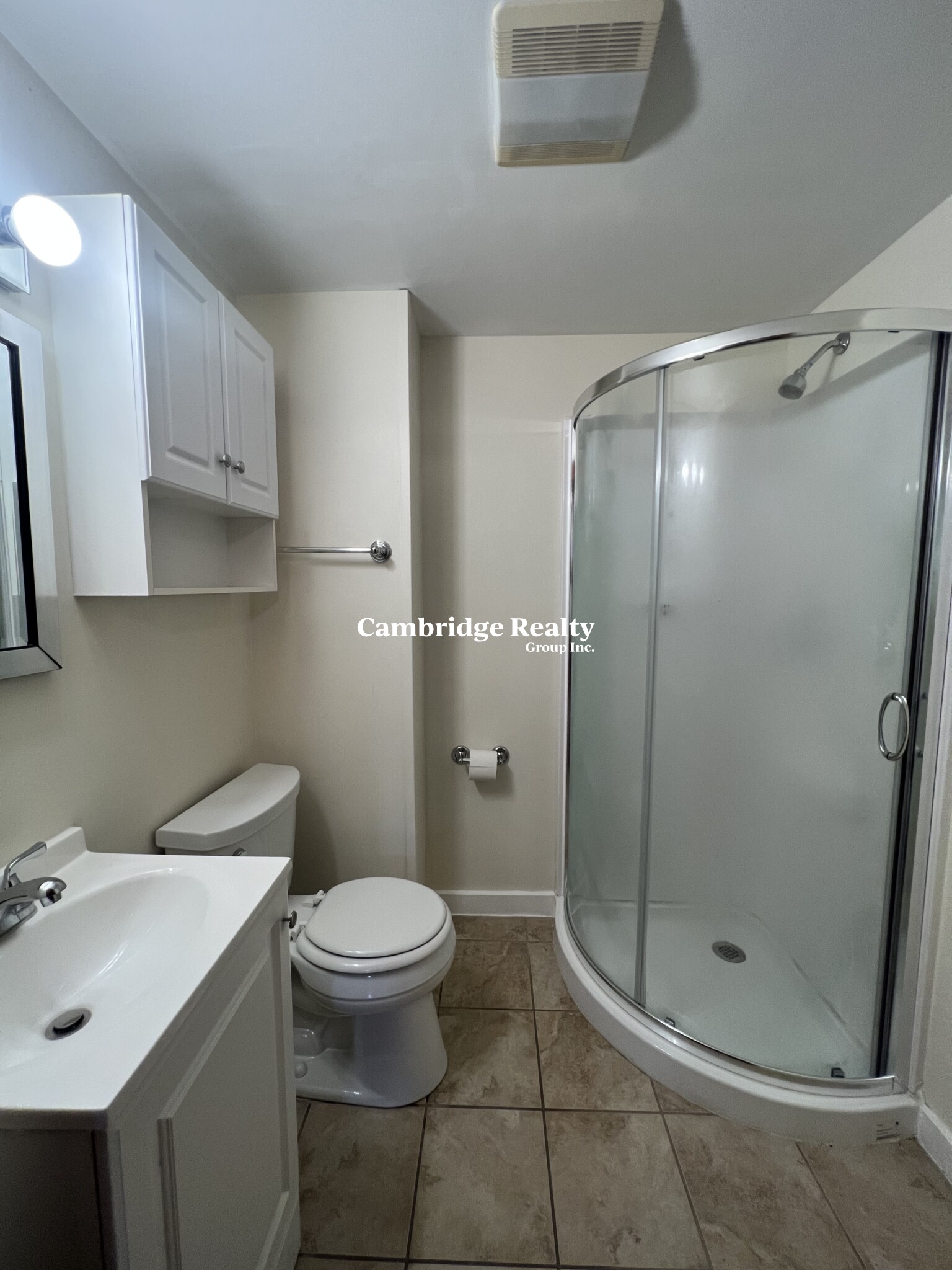 52 Woburn St, Medford