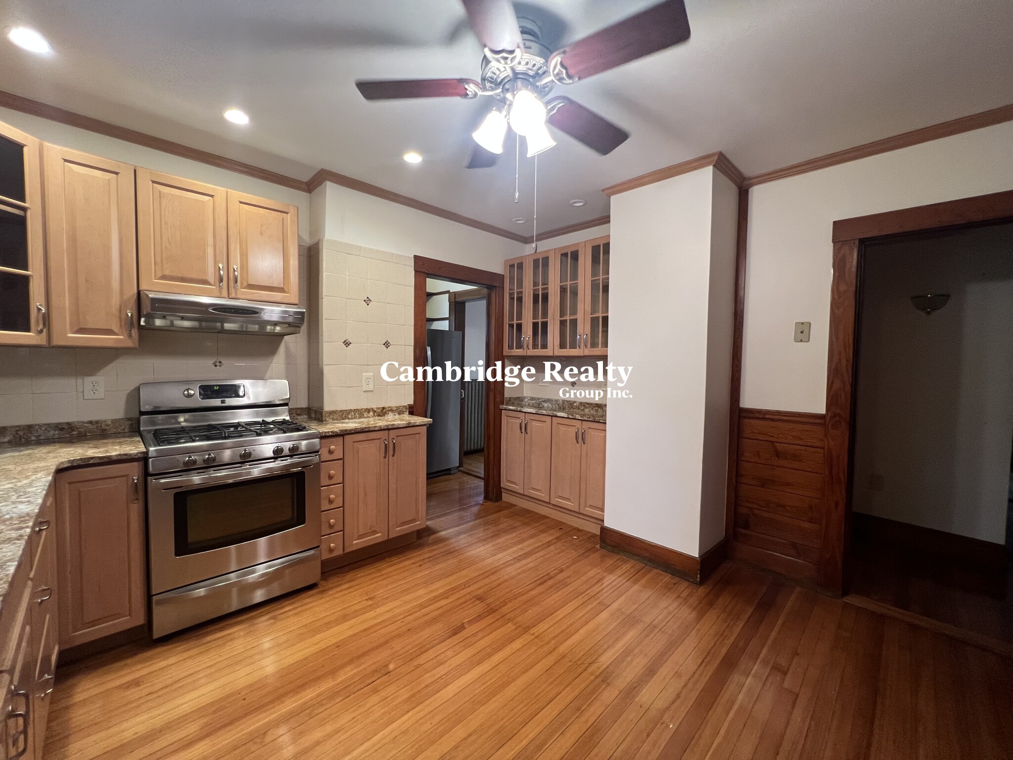 52 Woburn St, Medford