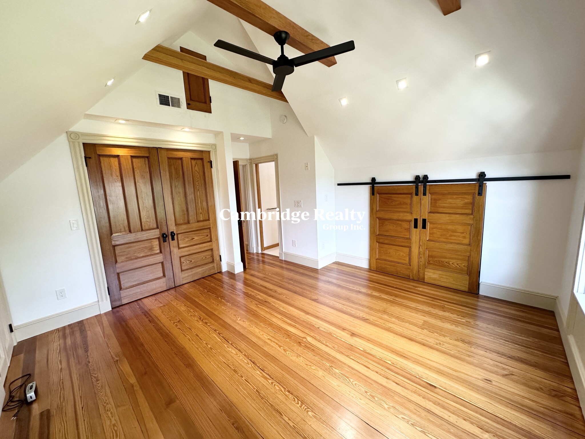 5 Columbus Ave, Union Square