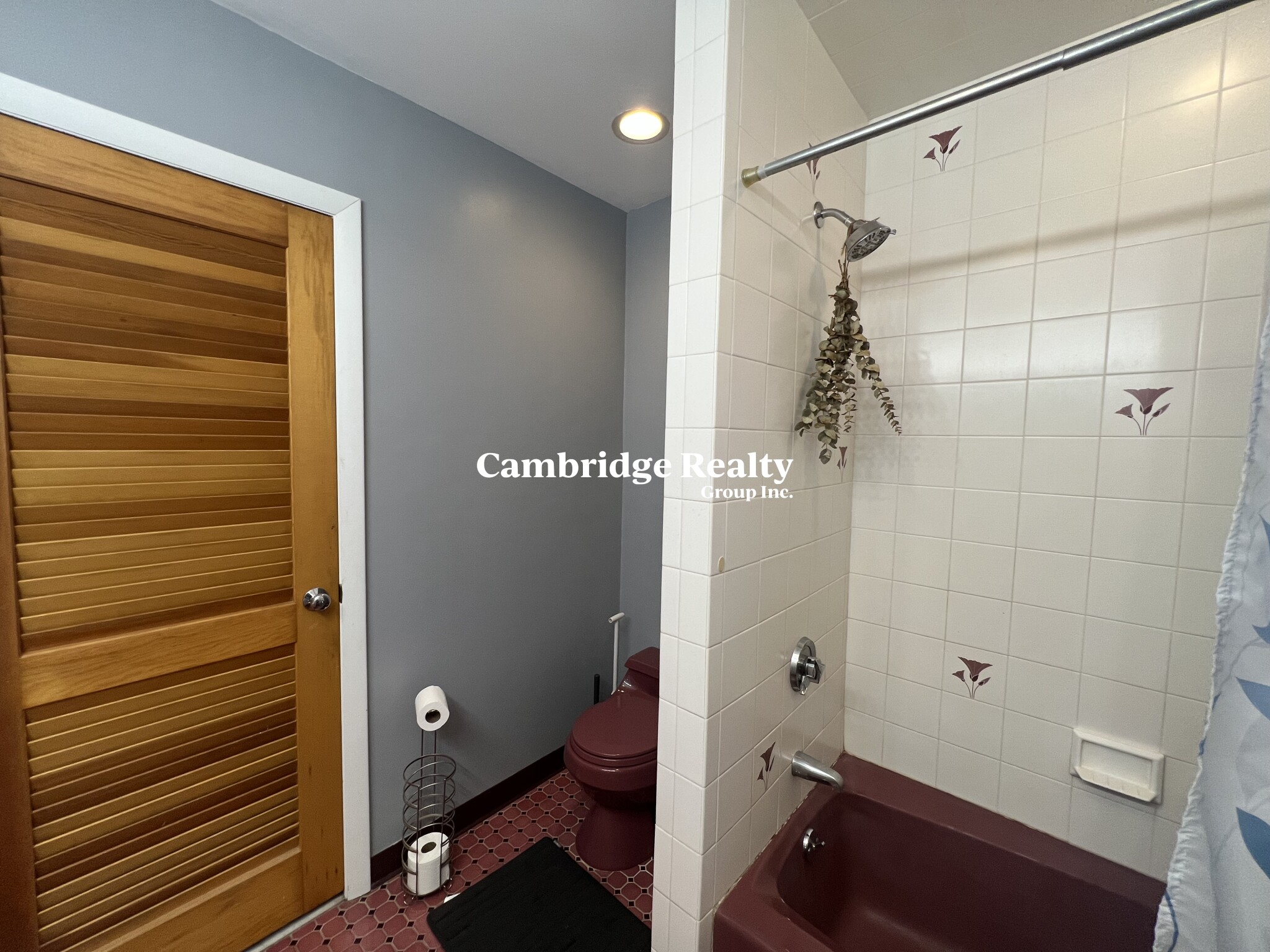 32 Winchester St, Medford