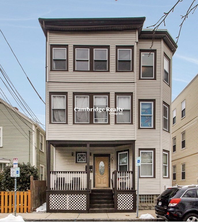 339 Allston St, Cambridgeport