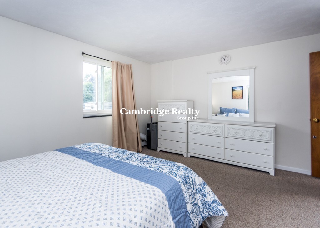 1191 Main St, Waltham