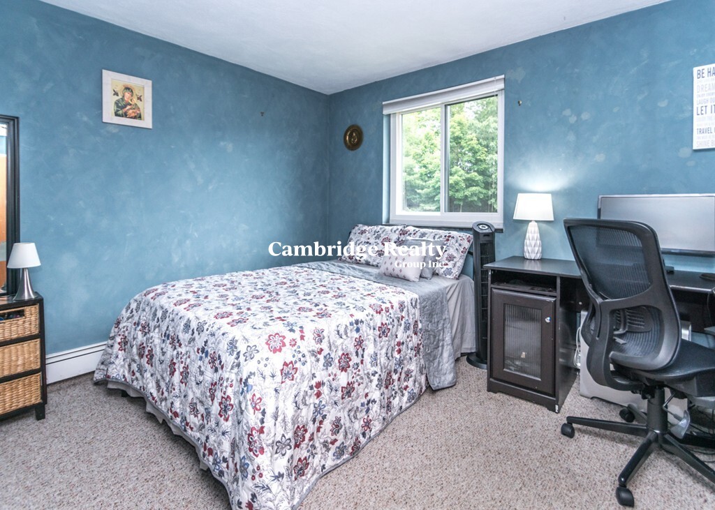 1191 Main St, Waltham