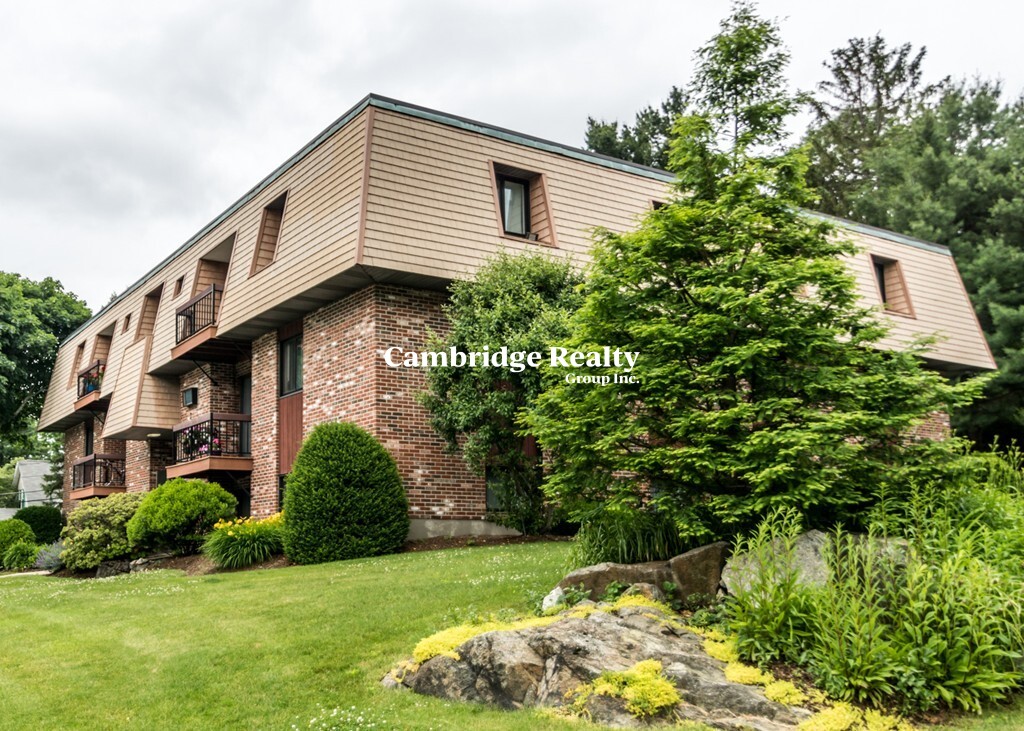 1191 Main St, Waltham