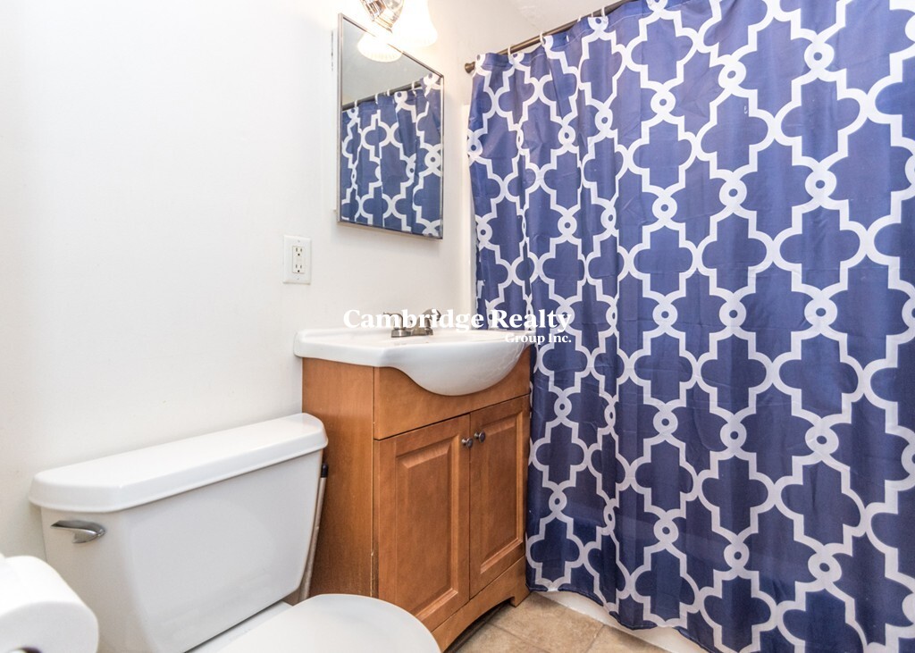 1191 Main St, Waltham