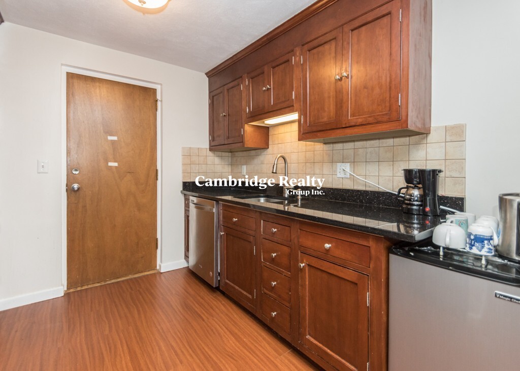 1191 Main St, Waltham