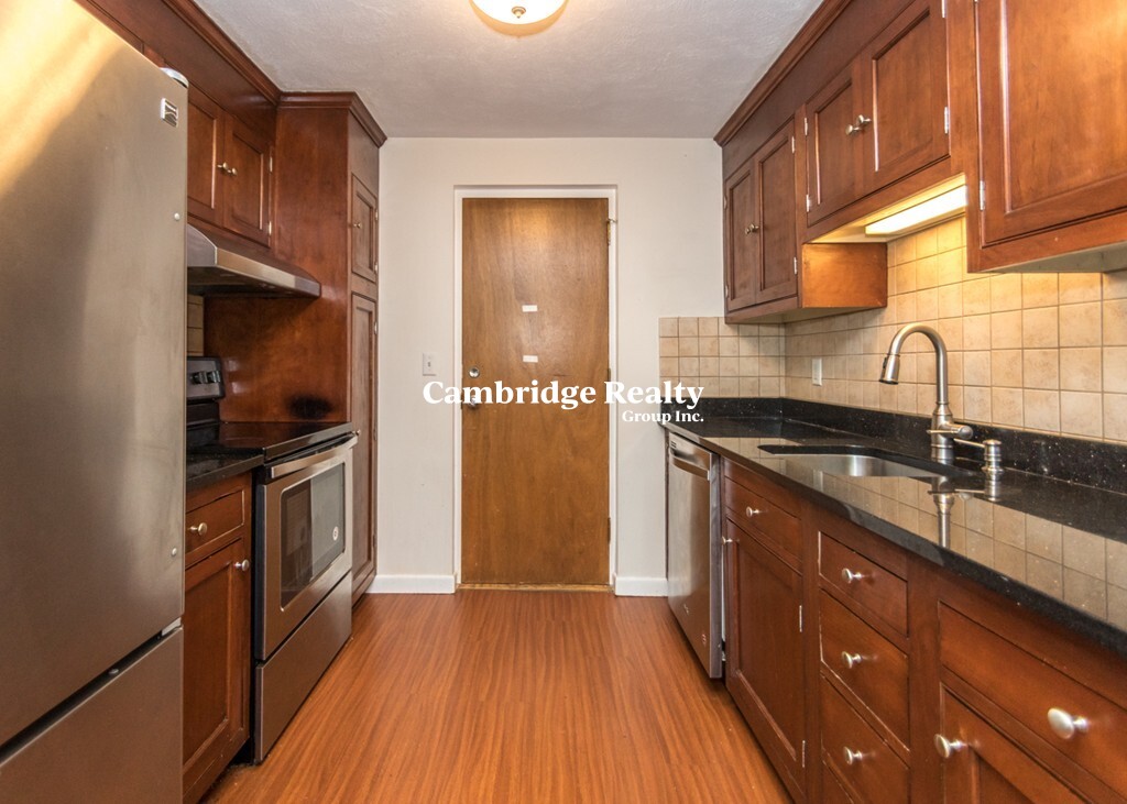 1191 Main St, Waltham