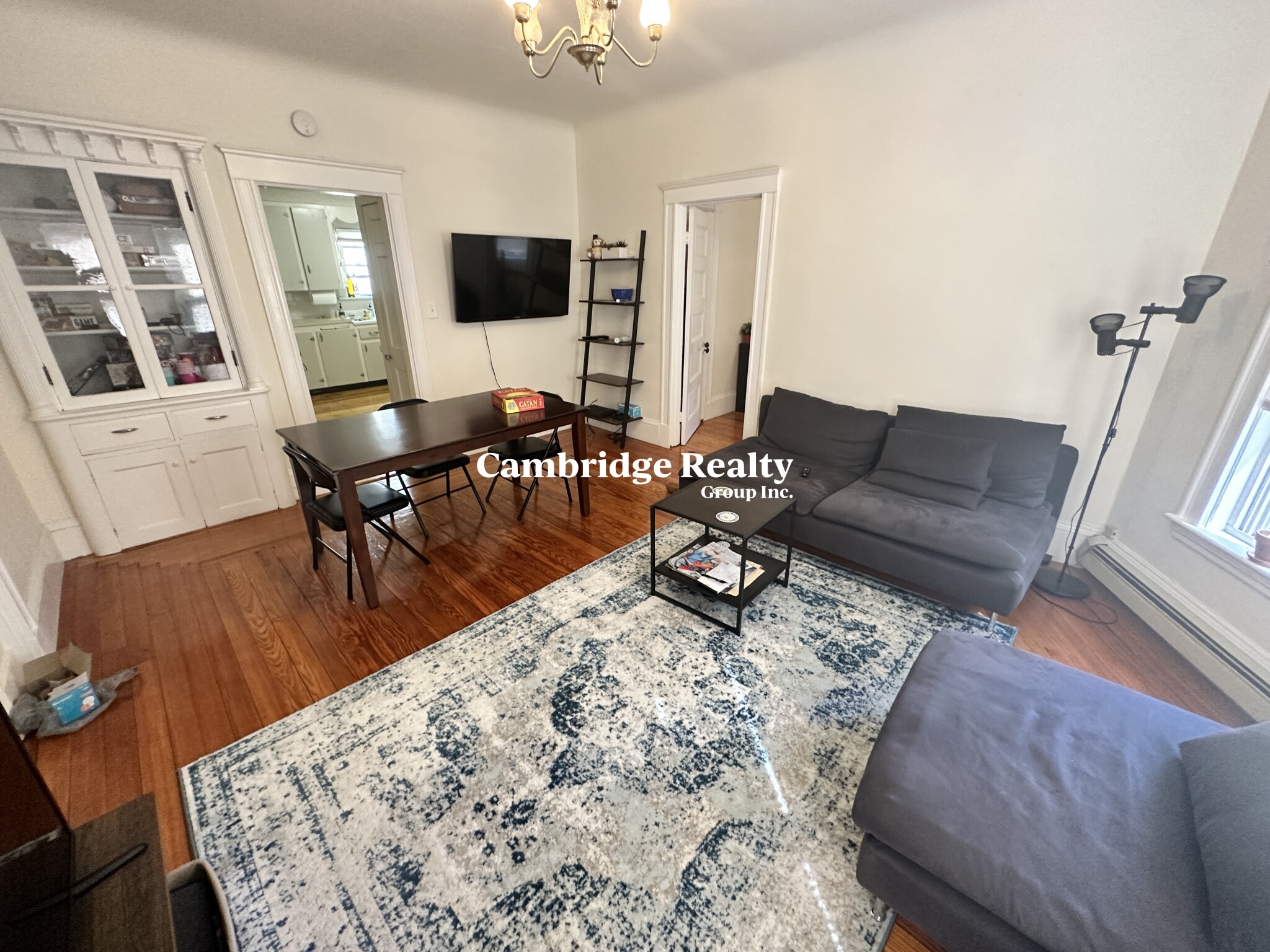 147 Willow Ave, Davis Square