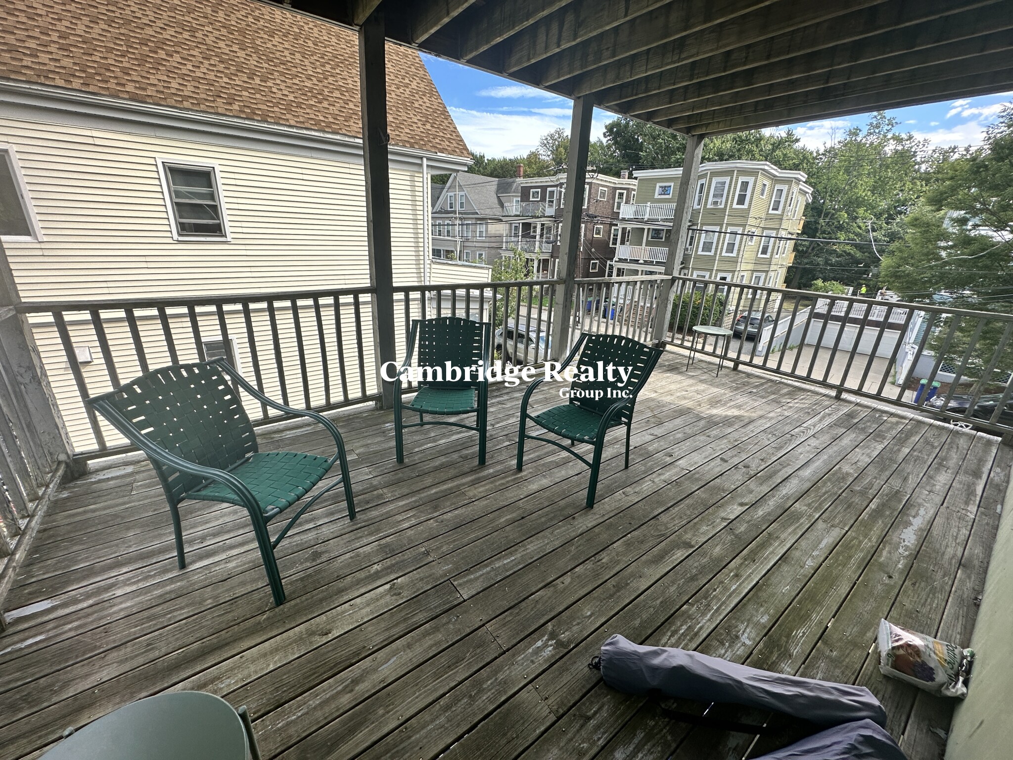 147 Willow Ave, Davis Square