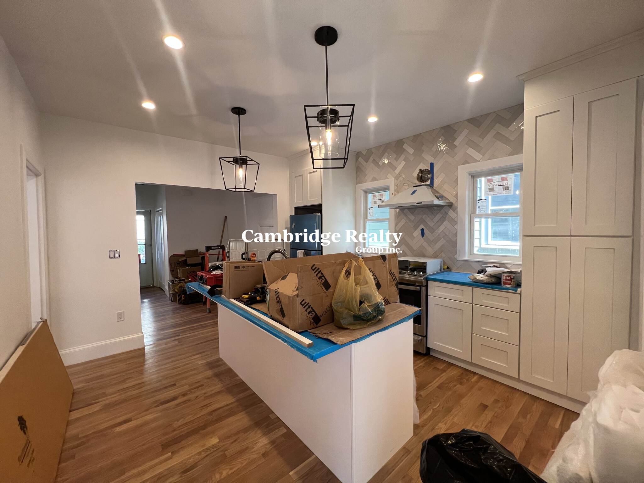 55 Lowell St, Spring Hill