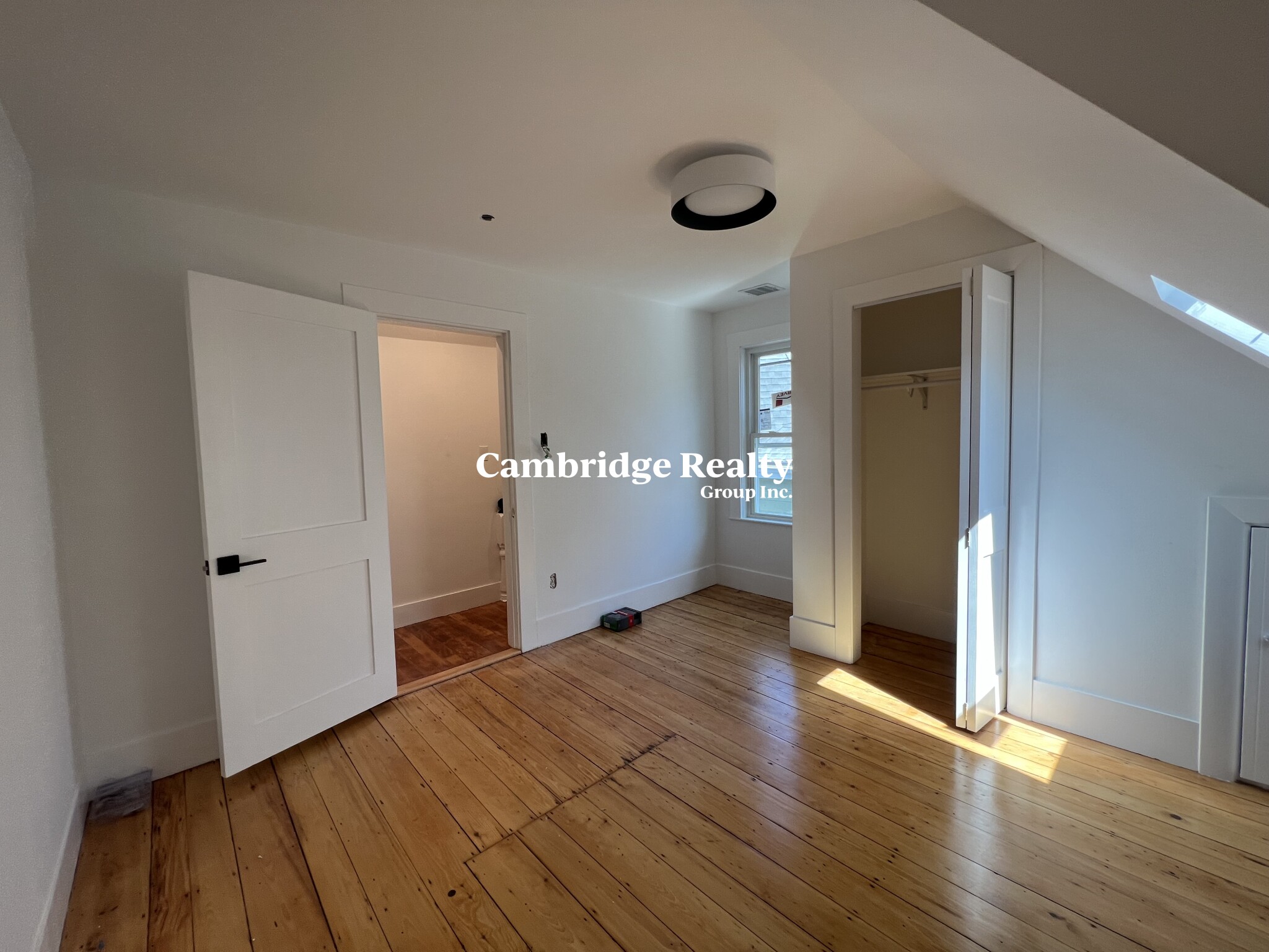 55 Lowell St, Spring Hill