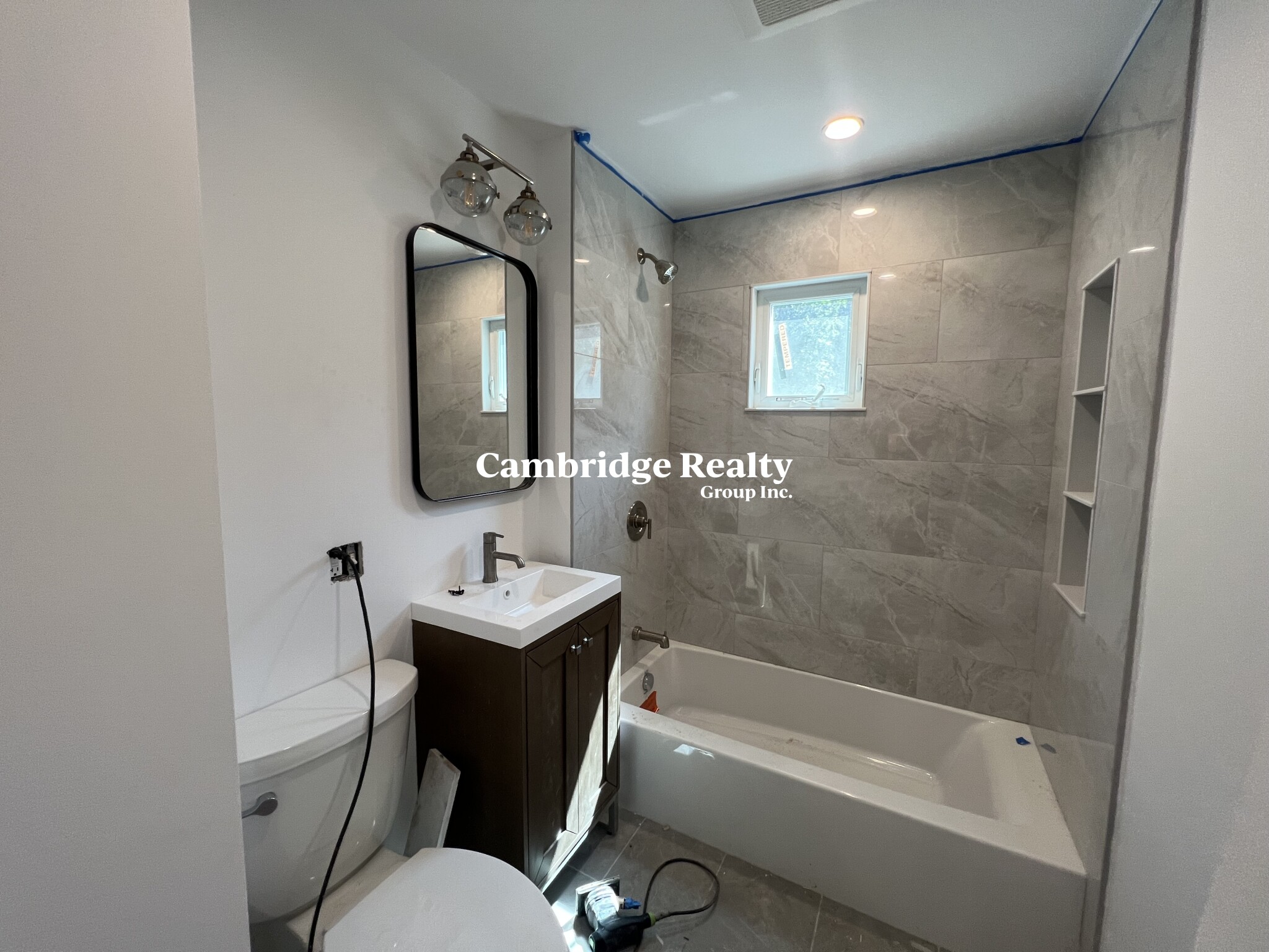 55 Lowell St, Spring Hill