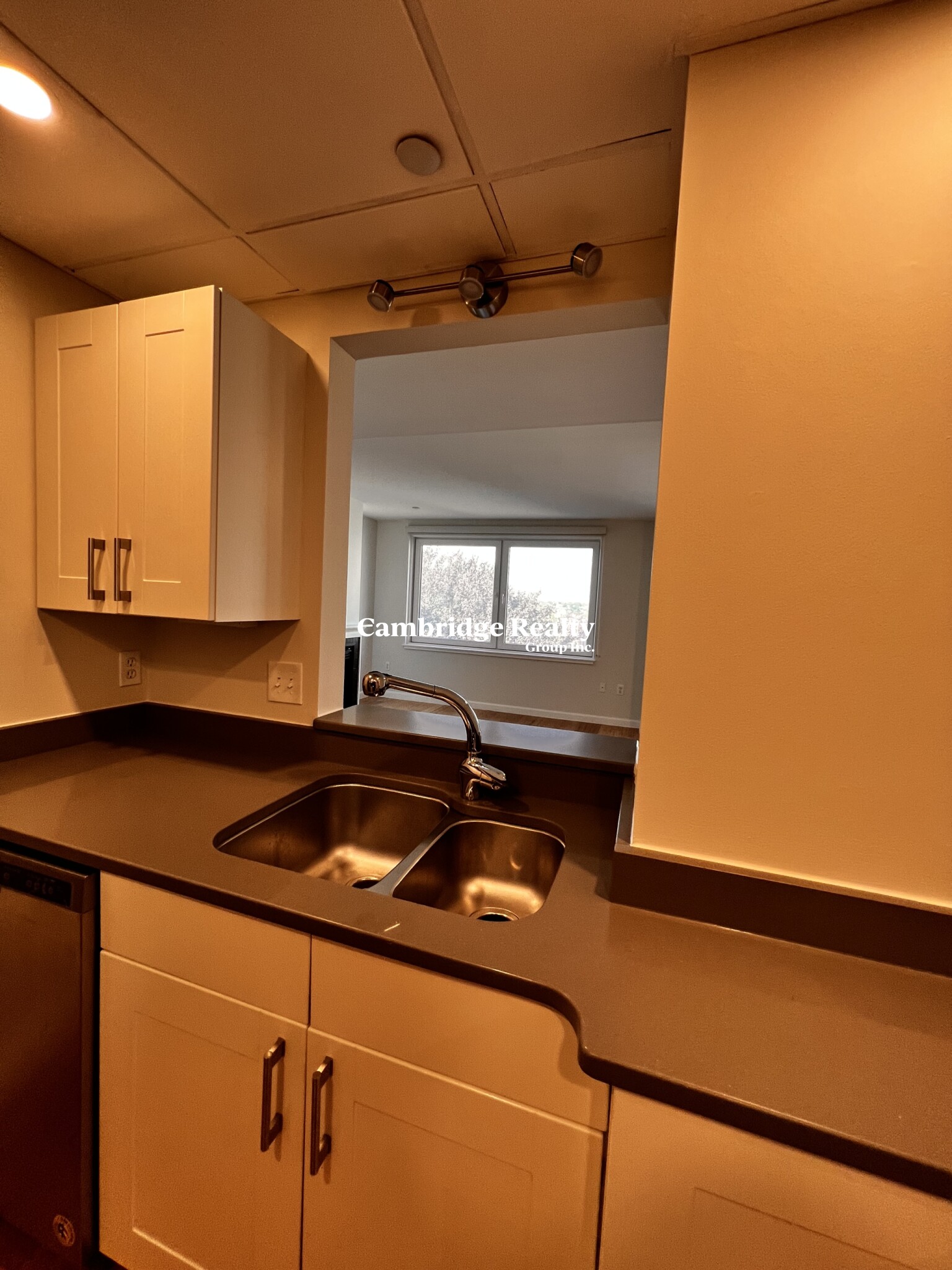 1008 Massachusetts Ave, Mid Cambridge