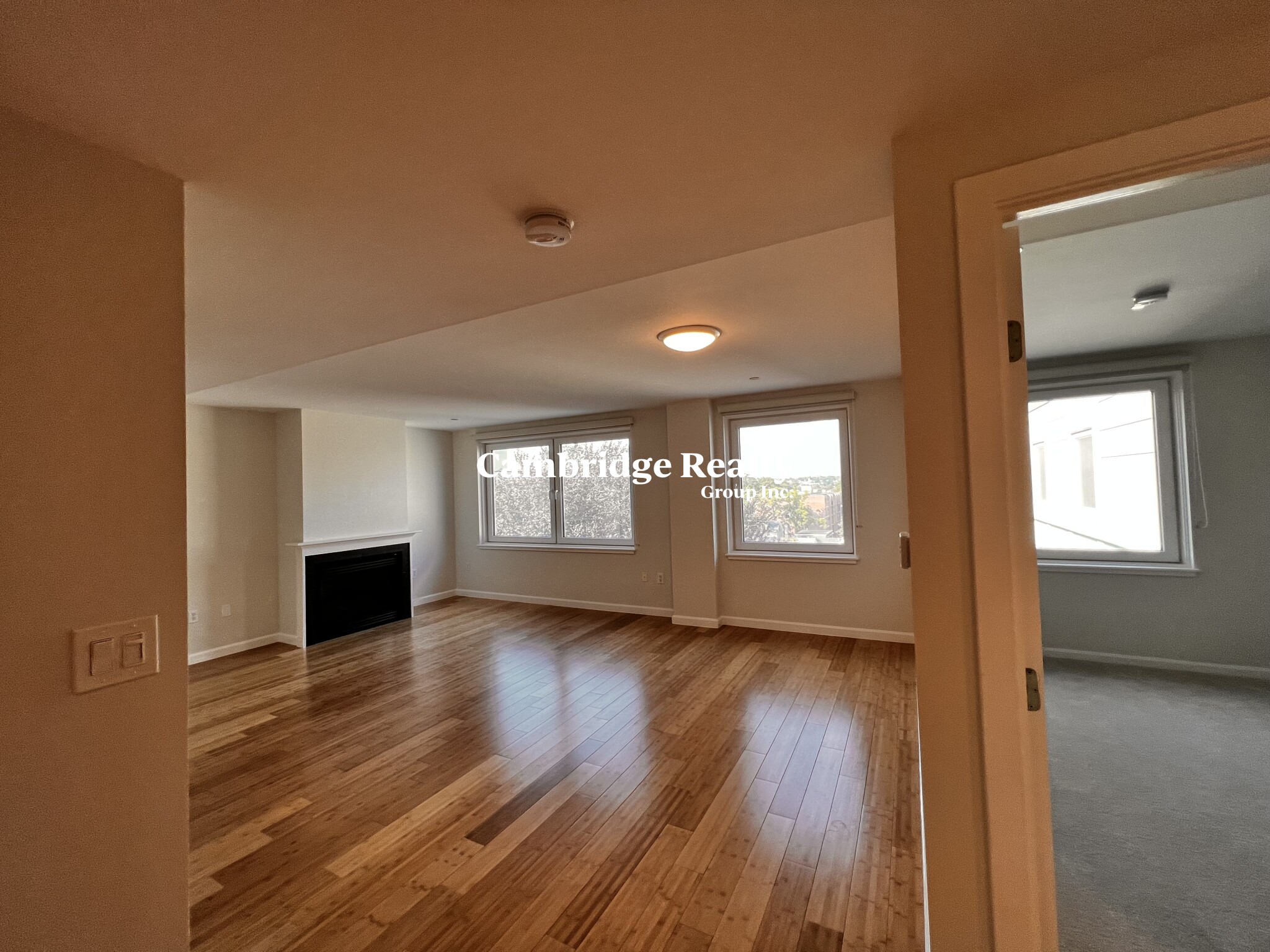 1008 Massachusetts Ave, Mid Cambridge