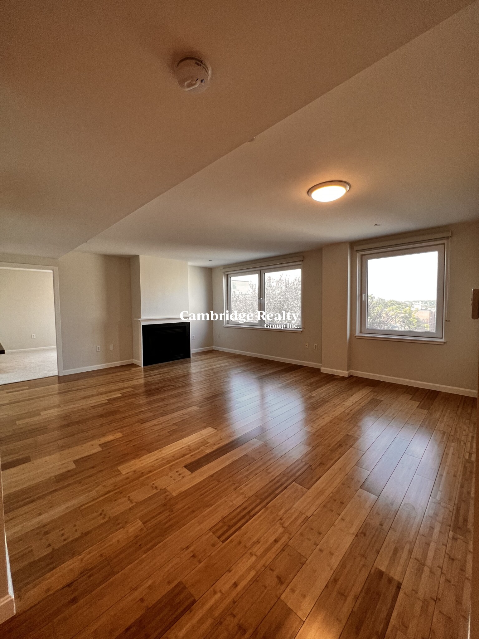 1008 Massachusetts Ave, Mid Cambridge