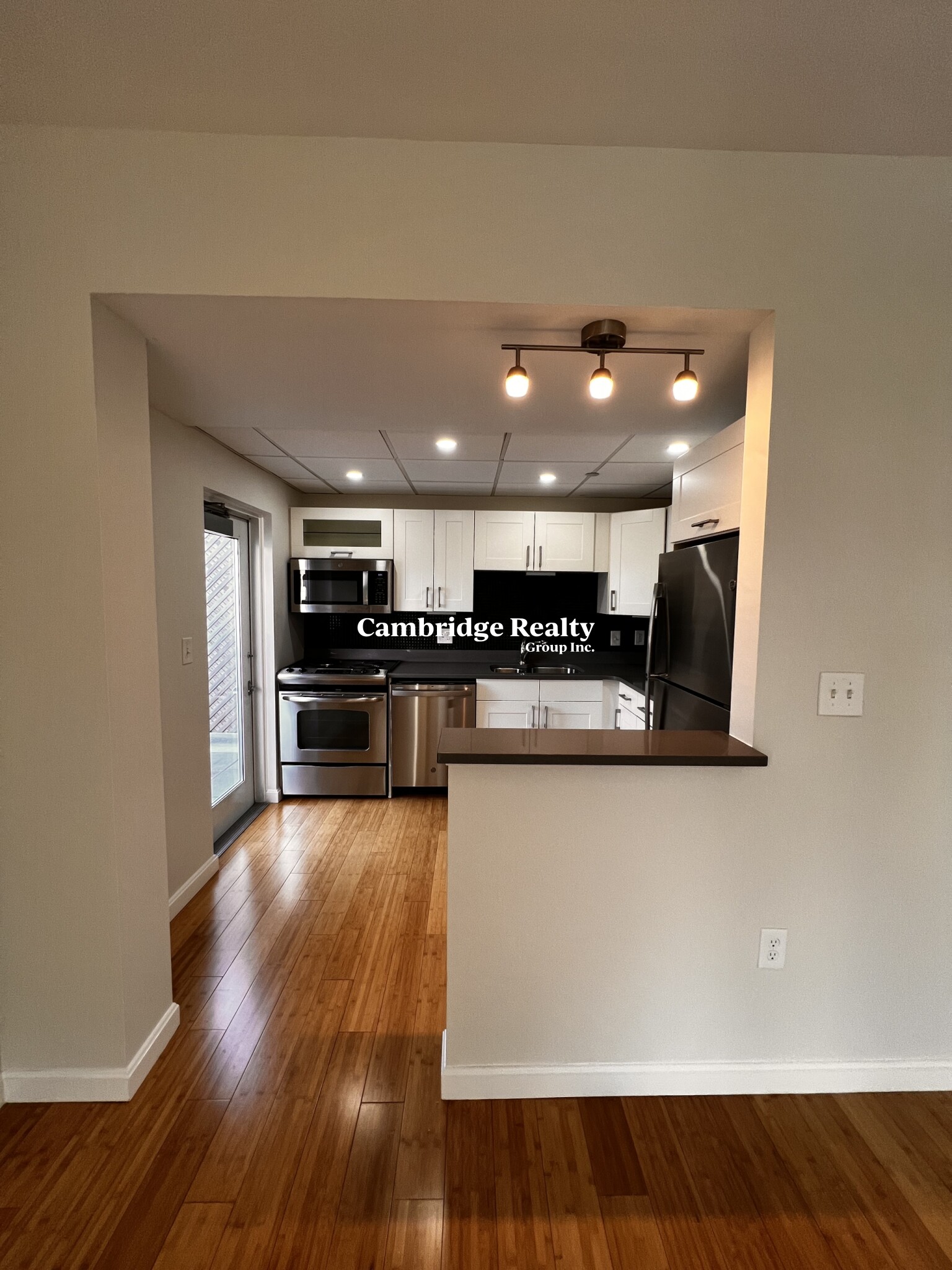 1008 Massachusetts Ave, Central Square