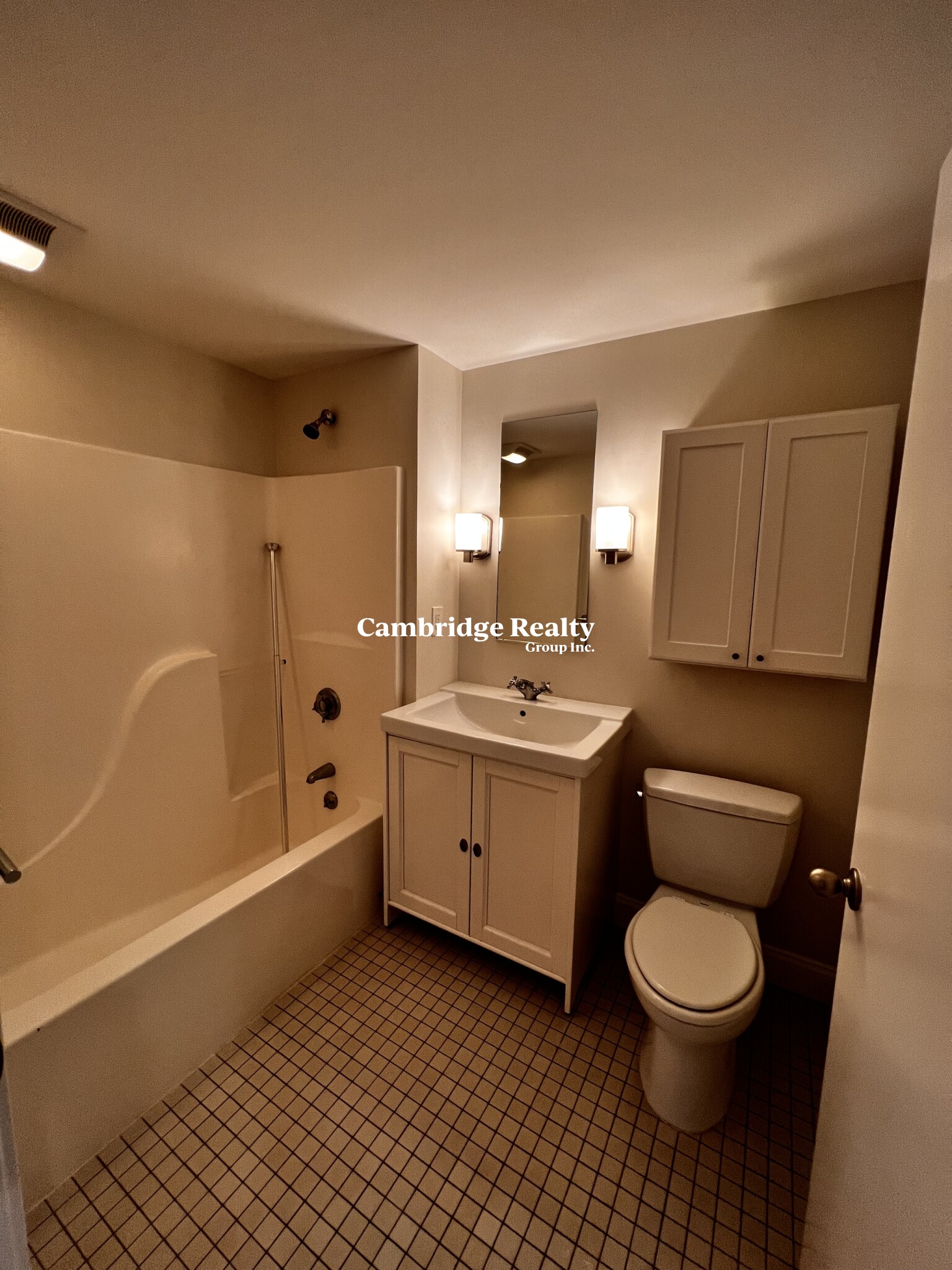 1008 Massachusetts Ave, Central Square