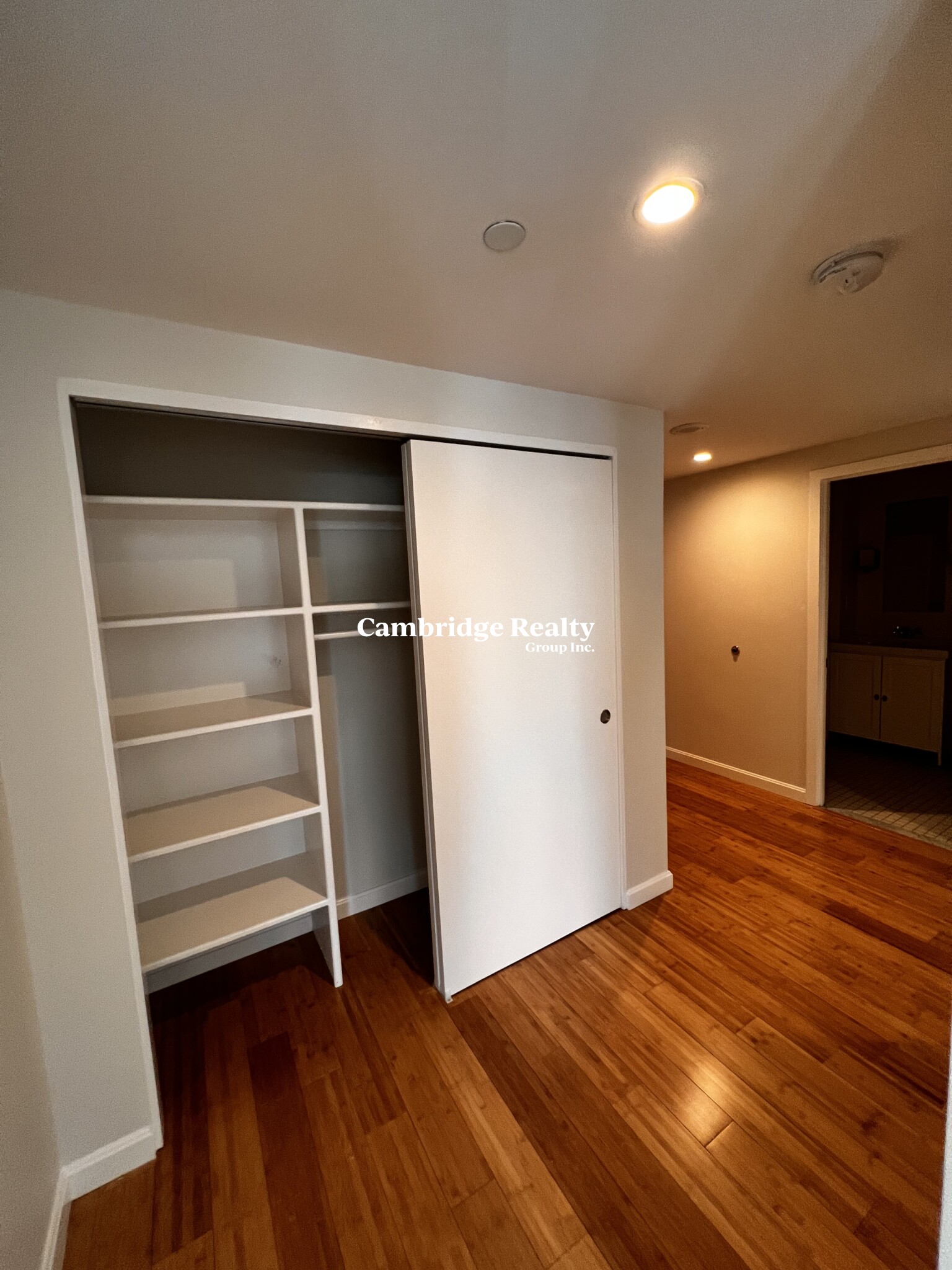 1008 Massachusetts Ave, Central Square