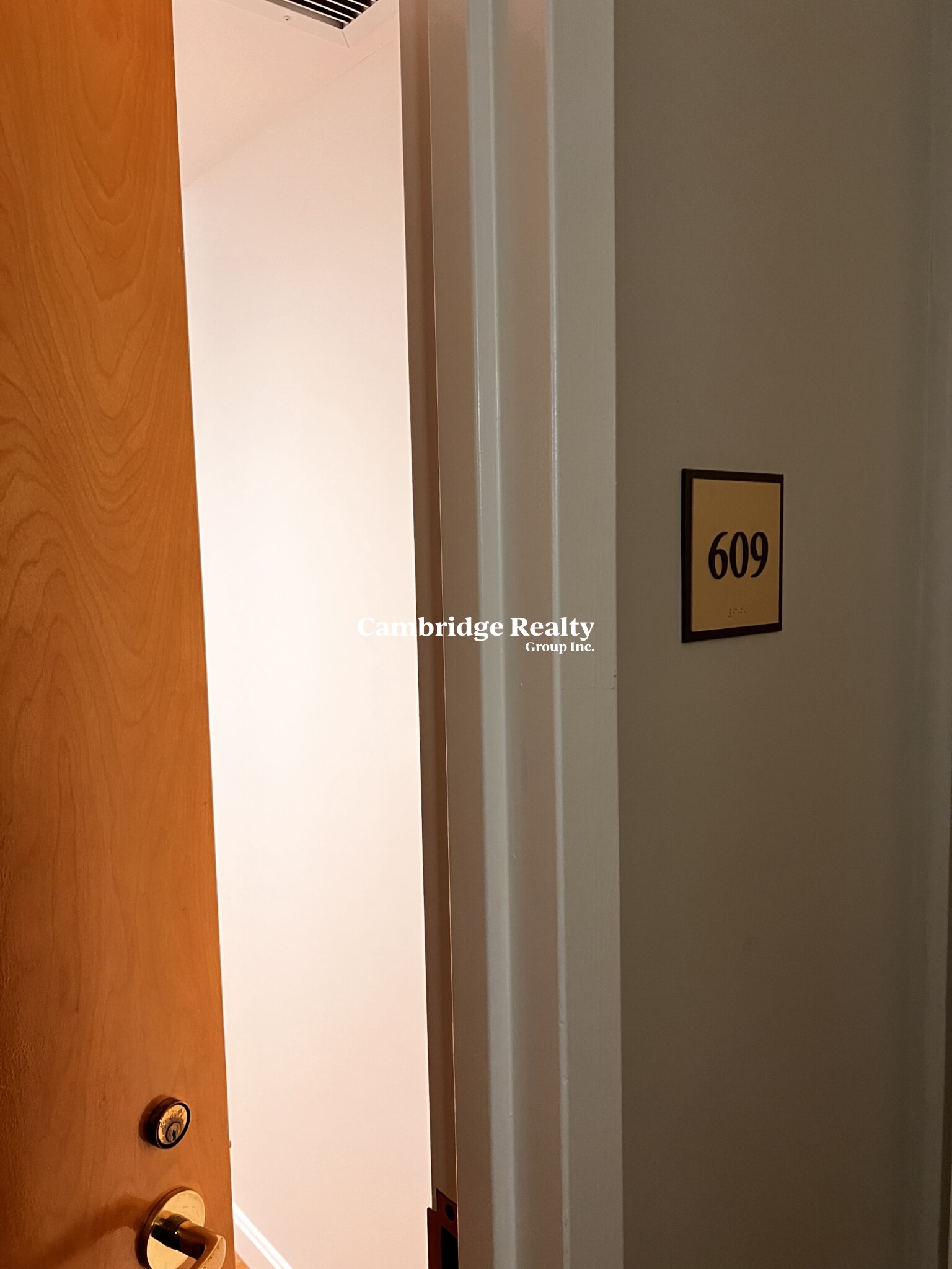 1008 Massachusetts Ave, Central Square