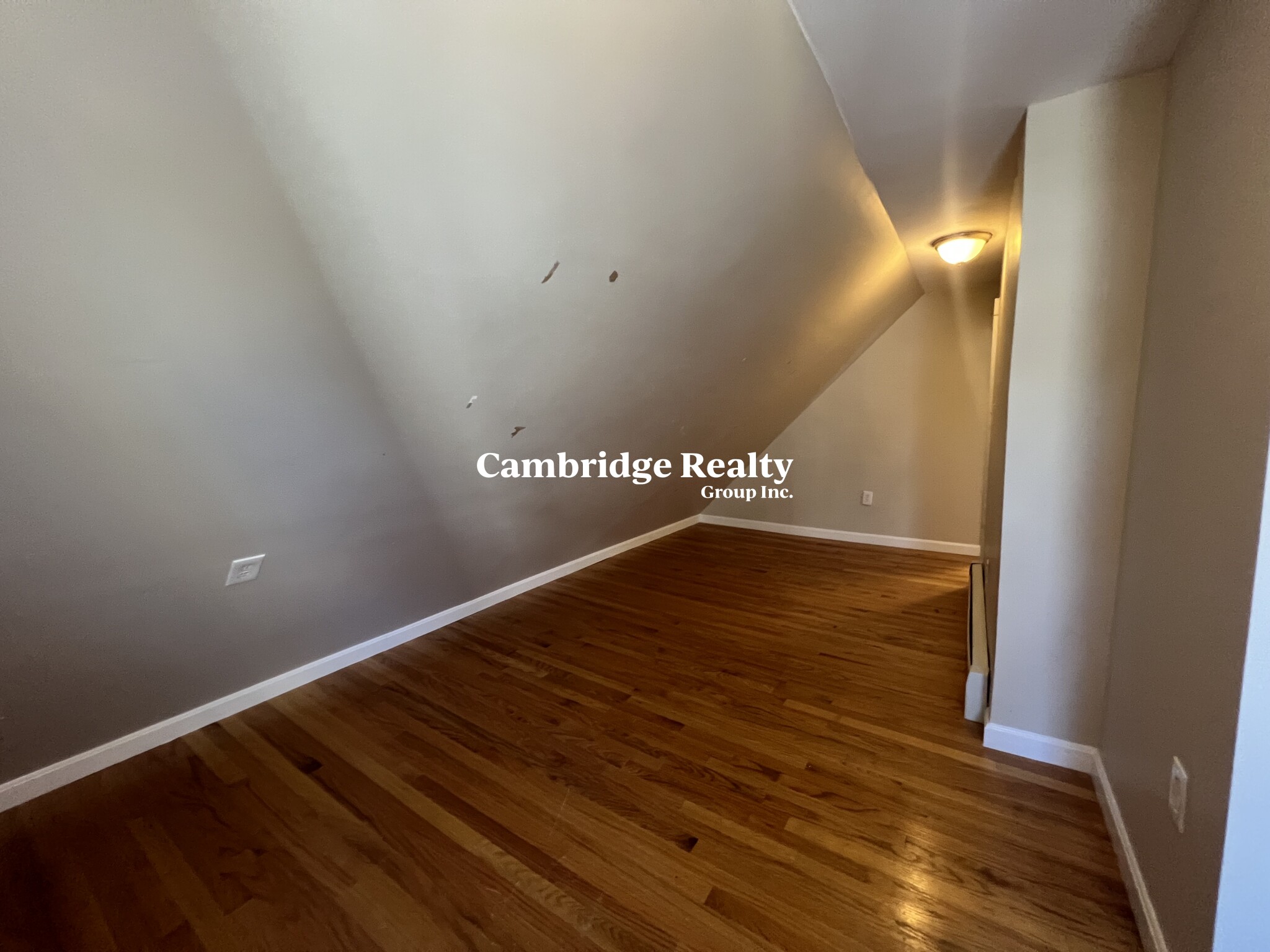 515 Medford St, Winter Hill