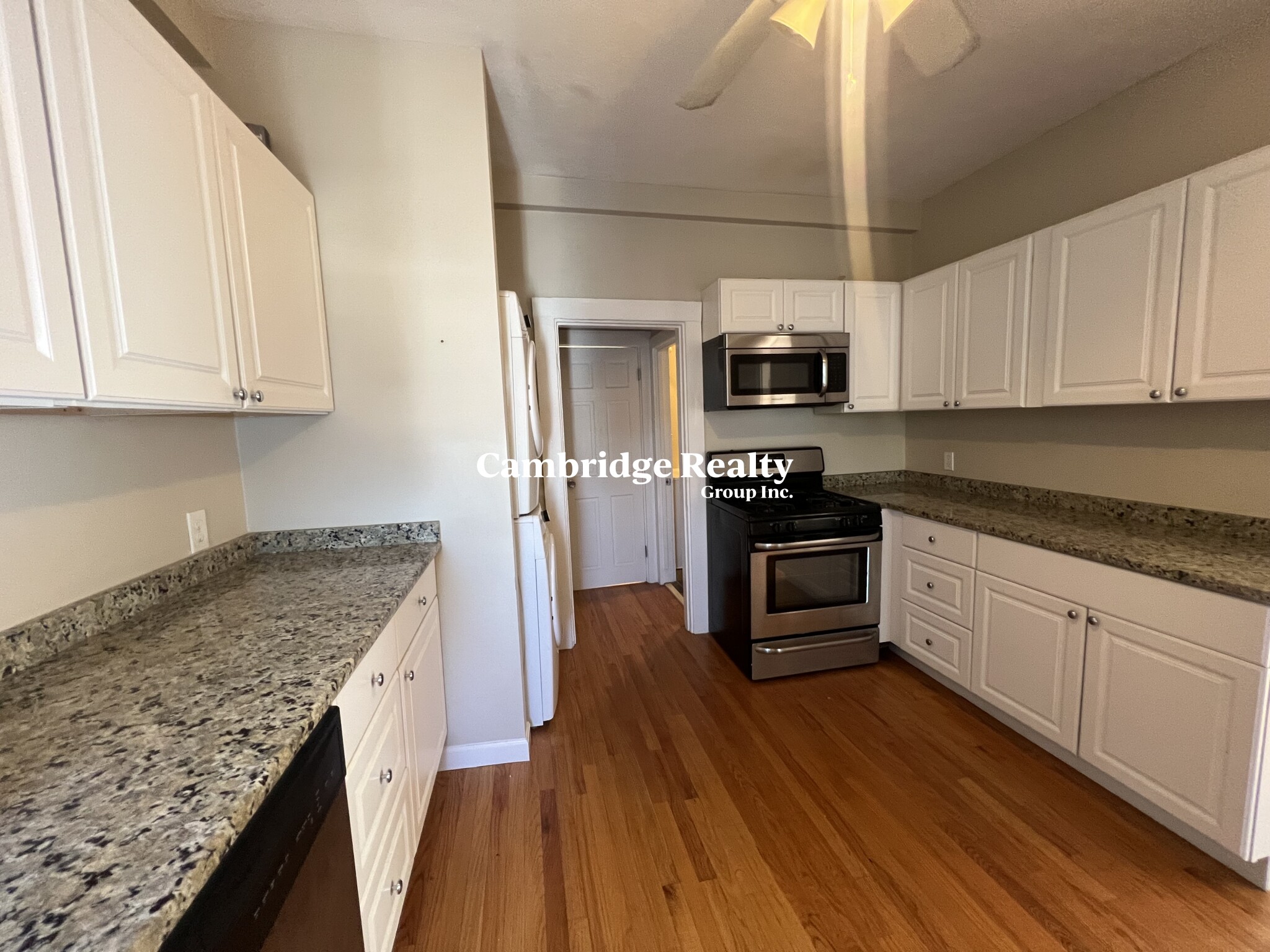 515 Medford St, Winter Hill