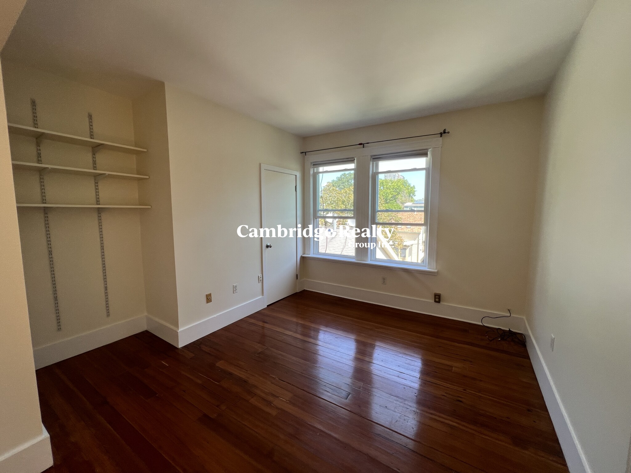 140 Pearl St, Cambridgeport