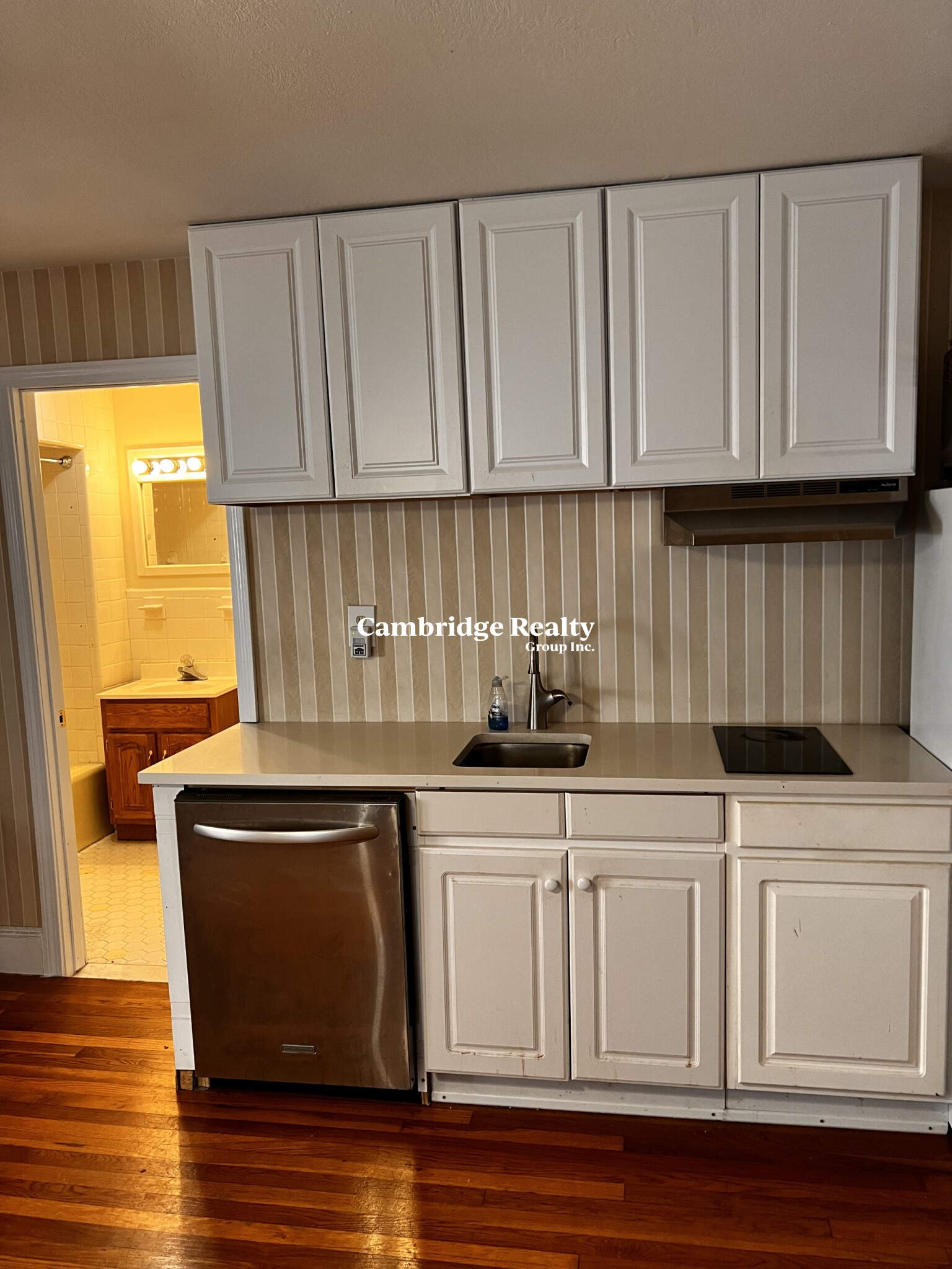 124 Perkins St, East Somerville