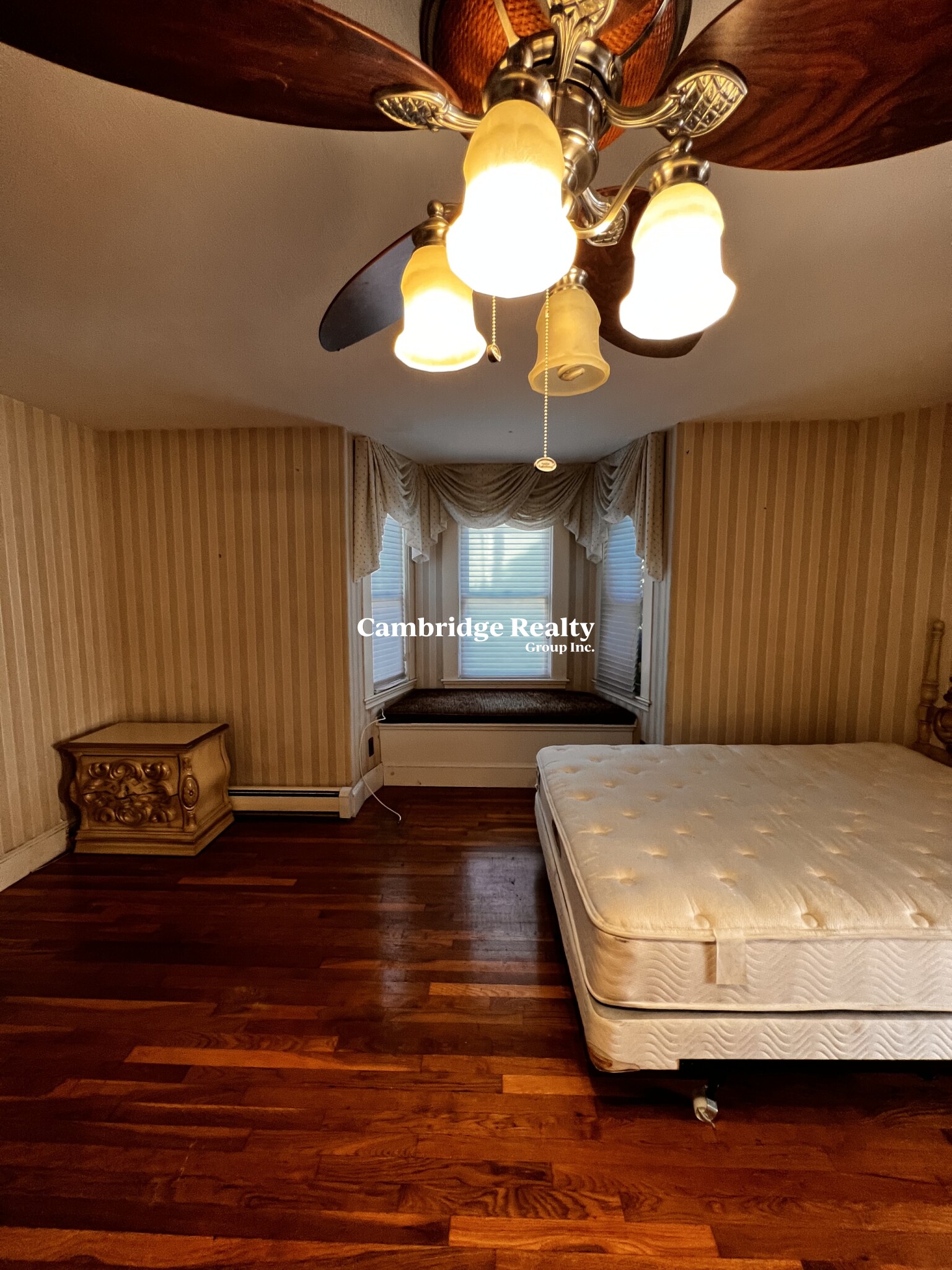 124 Perkins St, East Somerville