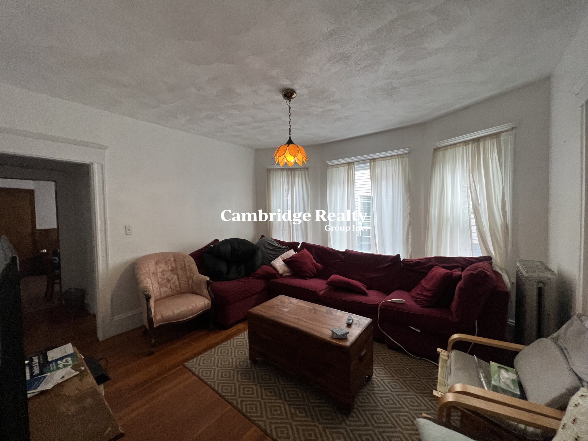 102 Adams St, West Somerville