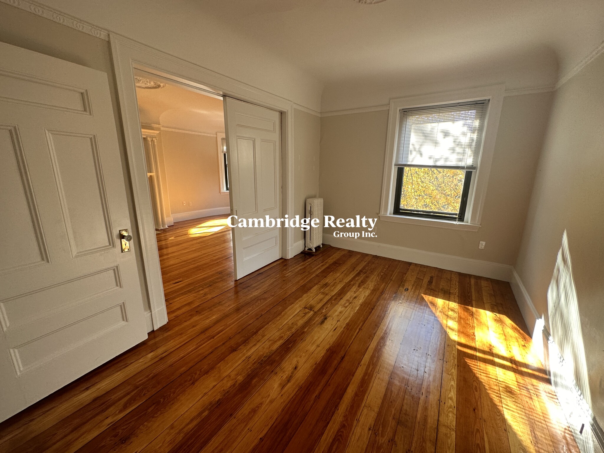 1039 Massachusetts Ave, Harvard Square